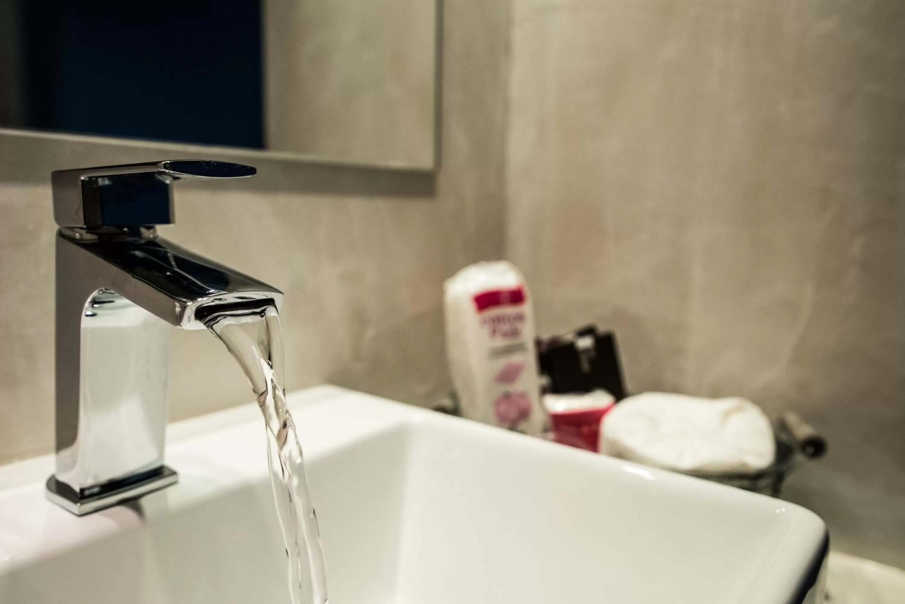 Bathroom in AthinA STREETAPARTMENTS