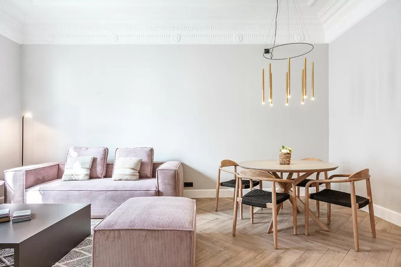 Living room, Bed in Weflating City Center