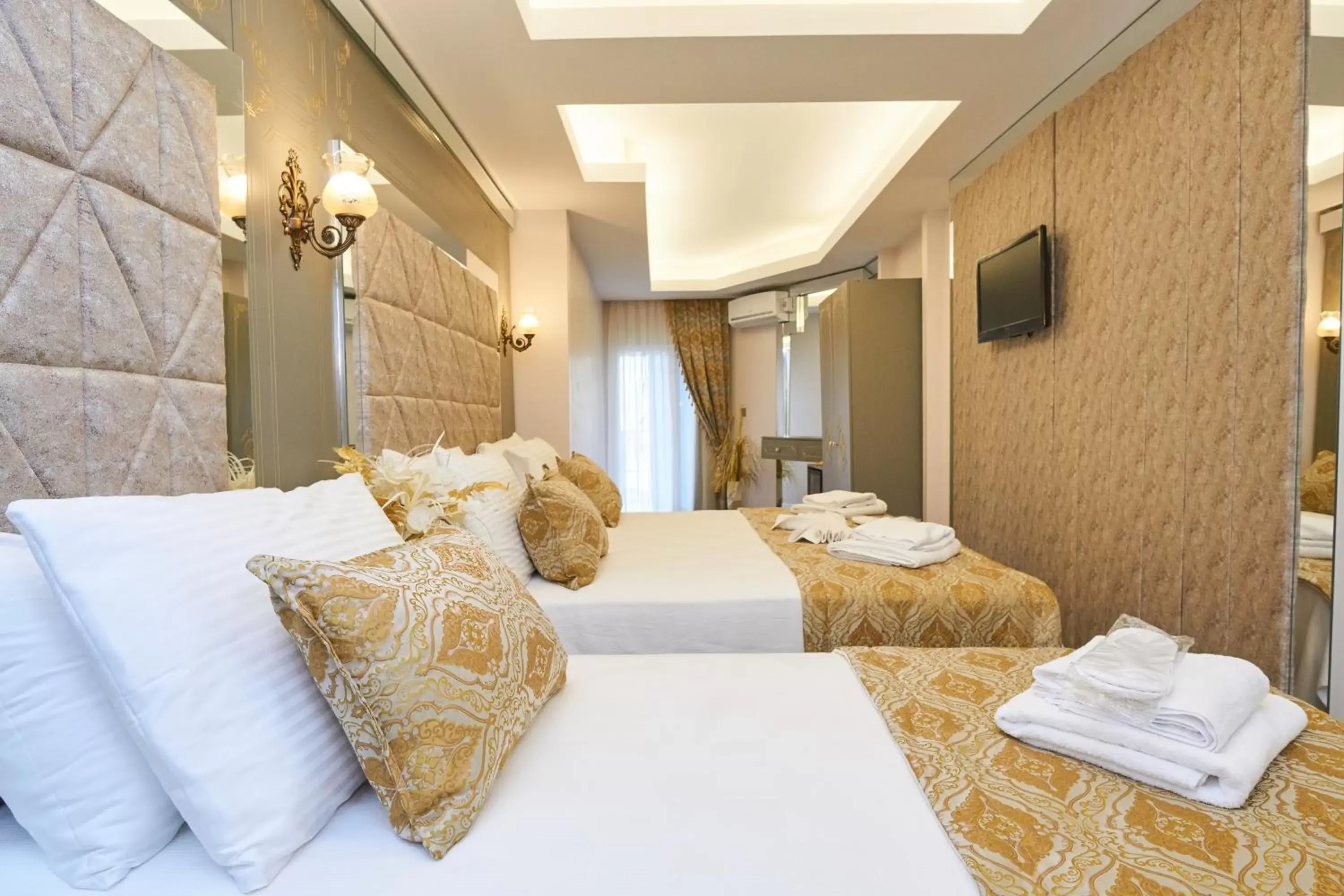 Bed in Sultan Suleyman Palace Hotel & Spa Bed in Sultan Suleyman Palace Hotel & Spa