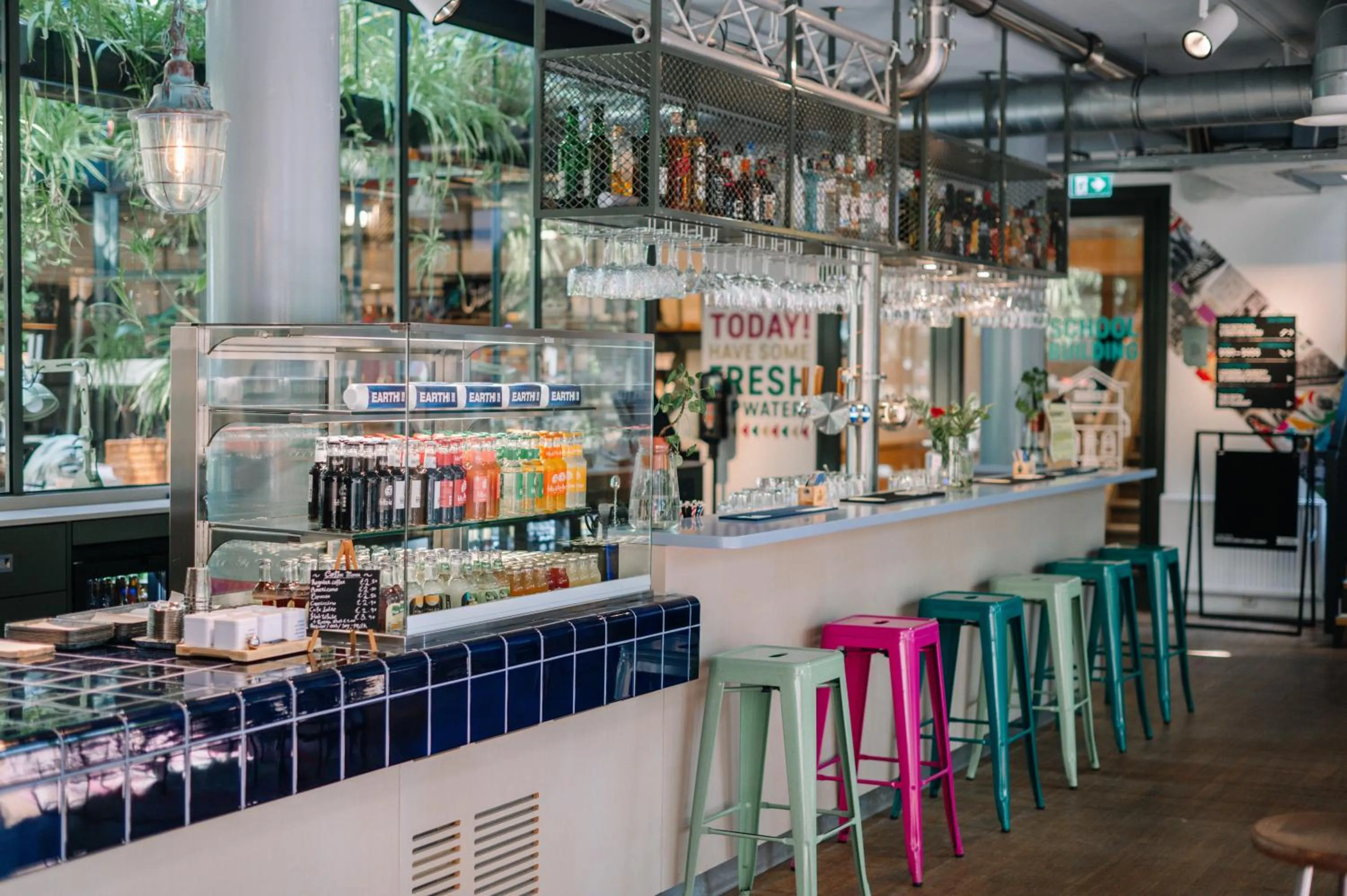 Lounge or bar in Stayokay Hostel Amsterdam Vondelpark