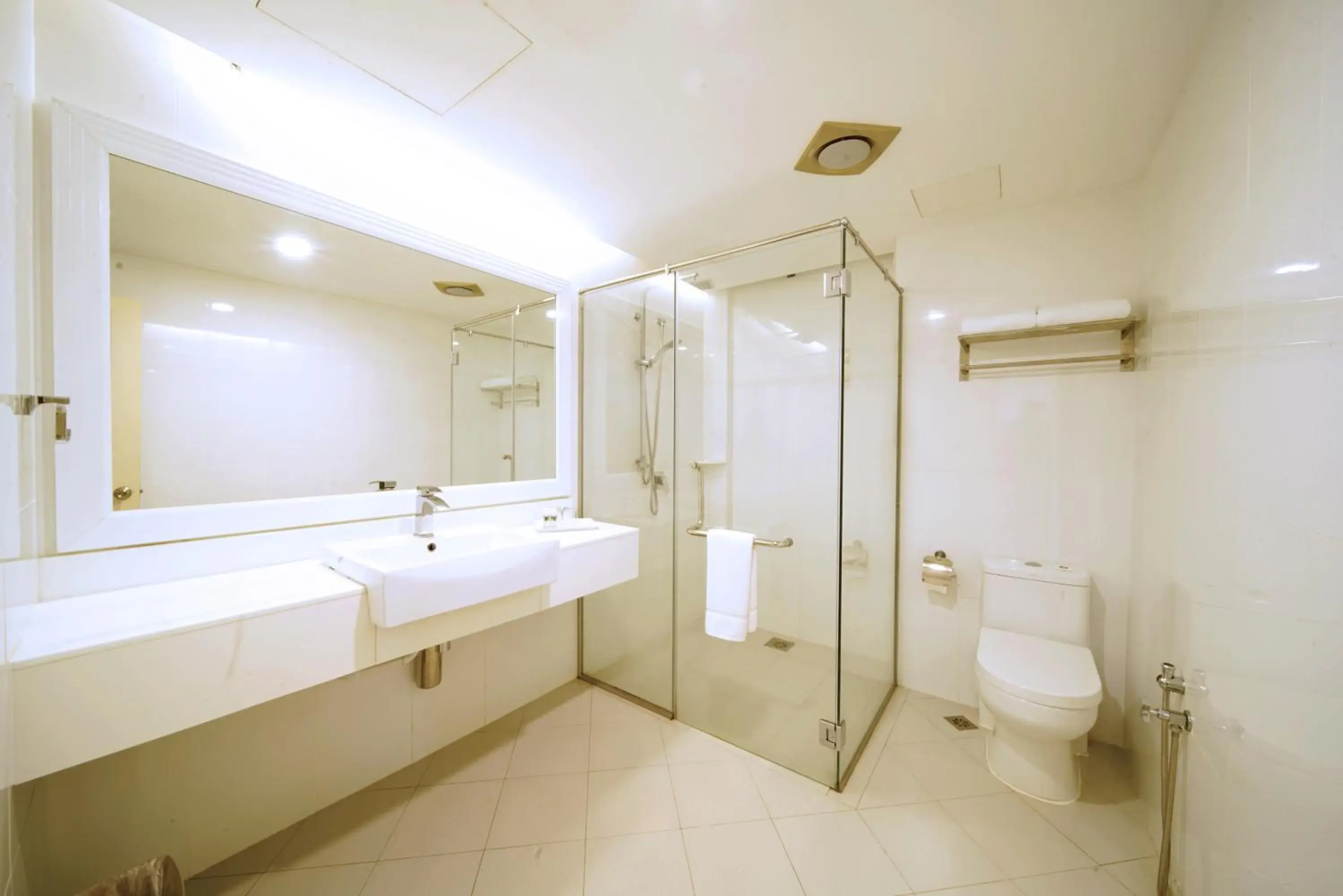 Bathroom in Permai Hotel Kuala Terengganu