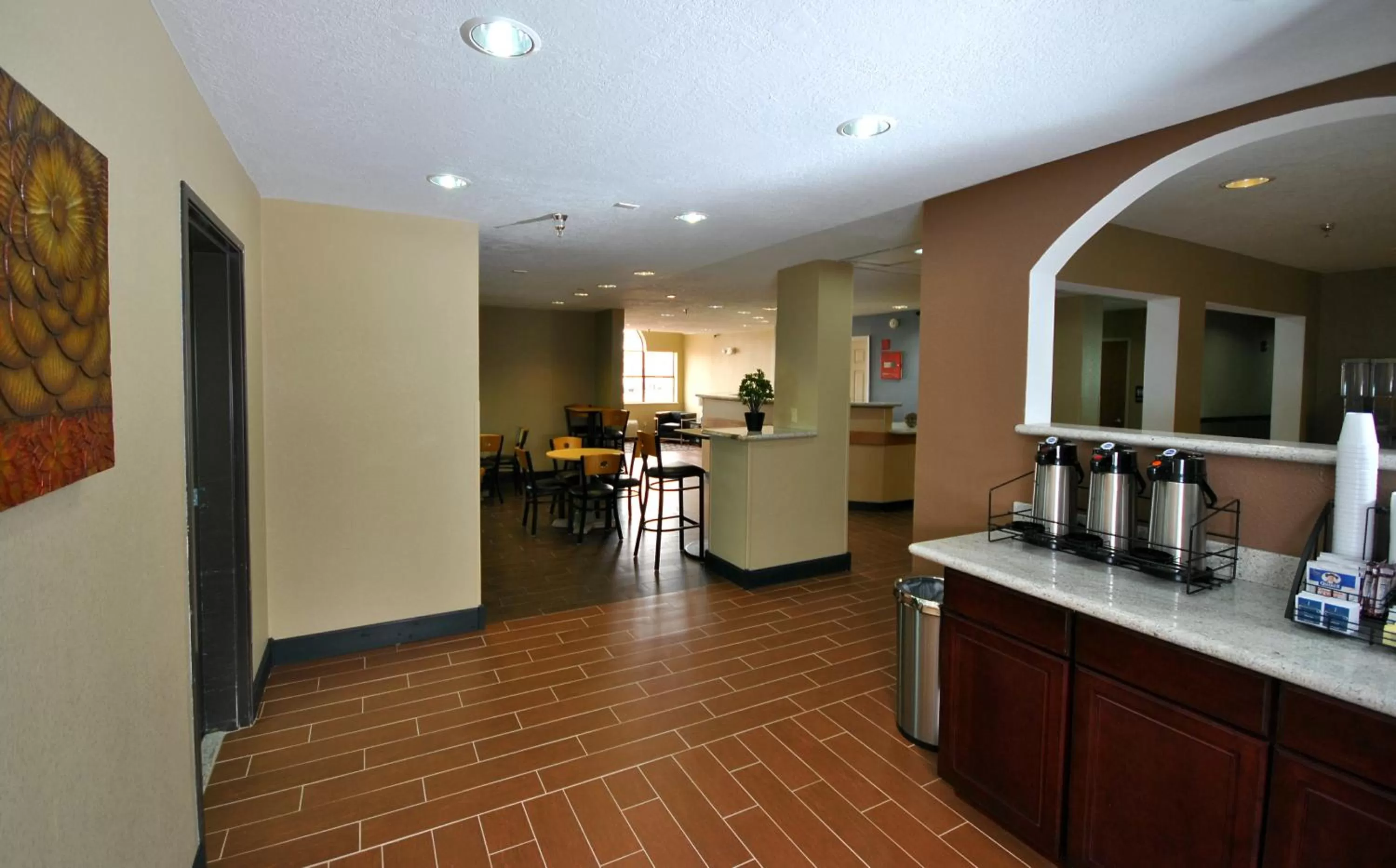 Restaurant/places to eat in Desert Inn Tucumcari