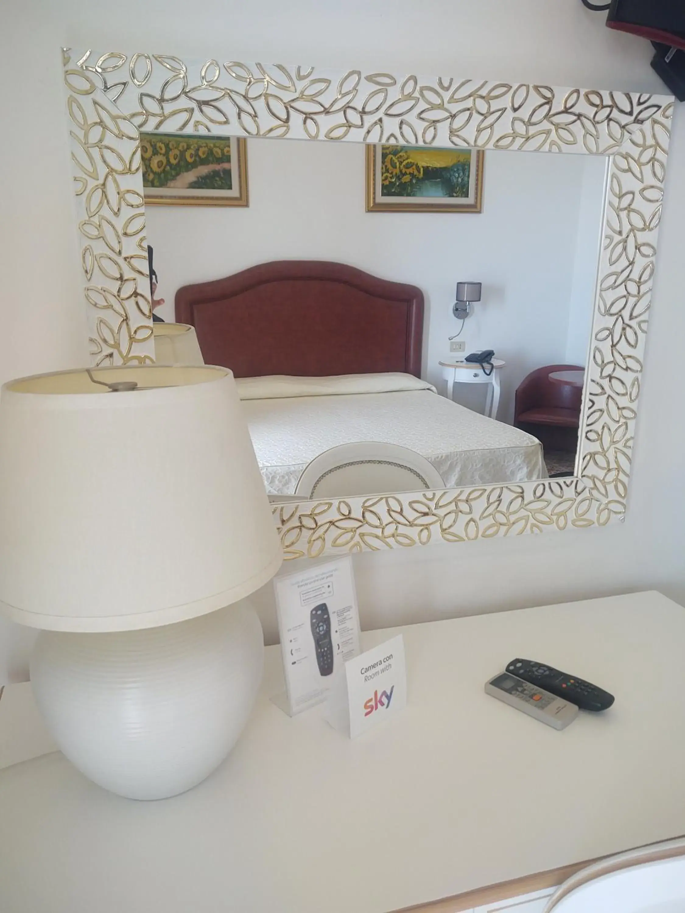 Bedroom, Bed in Hotel La Perla Bedroom, Bed in Hotel La Perla