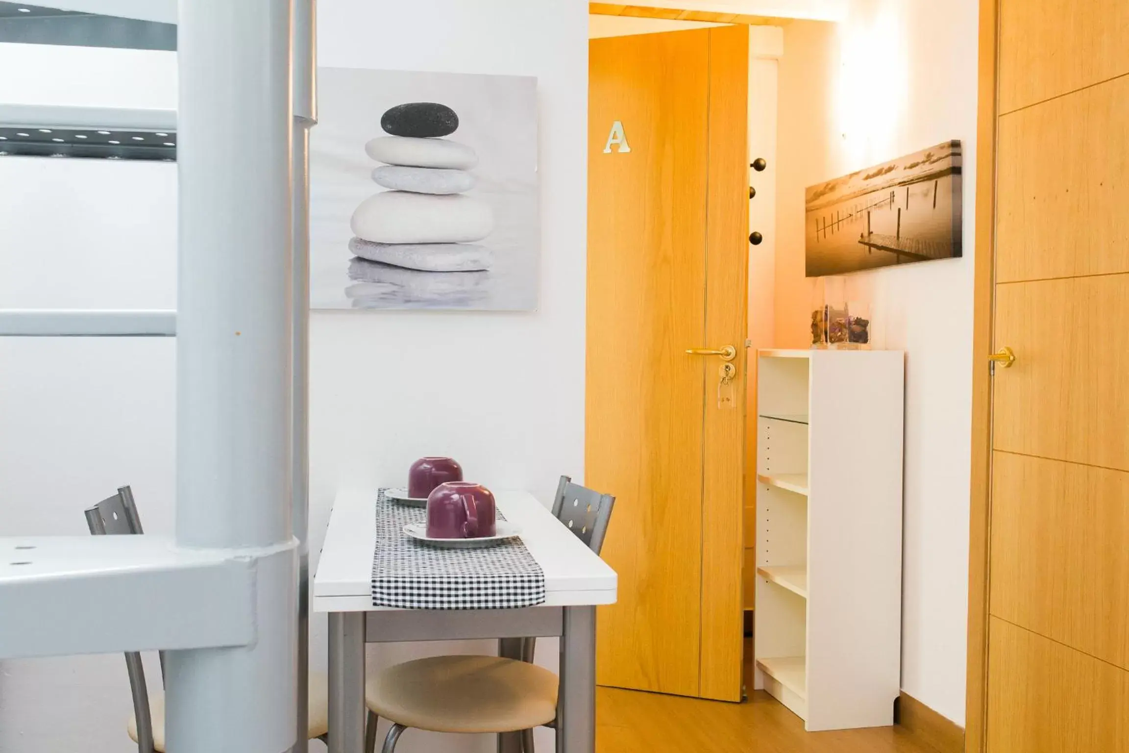 Decorative detail, Kitchen/Kitchenette in Ronda Navarra by Valdesierra