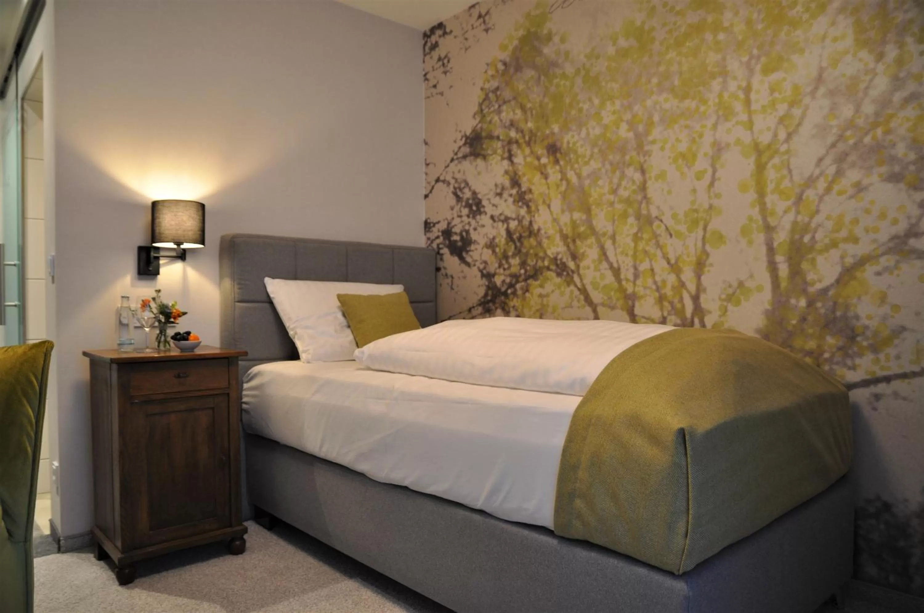 Bedroom, Bed in Ratskeller Wiedenbrück