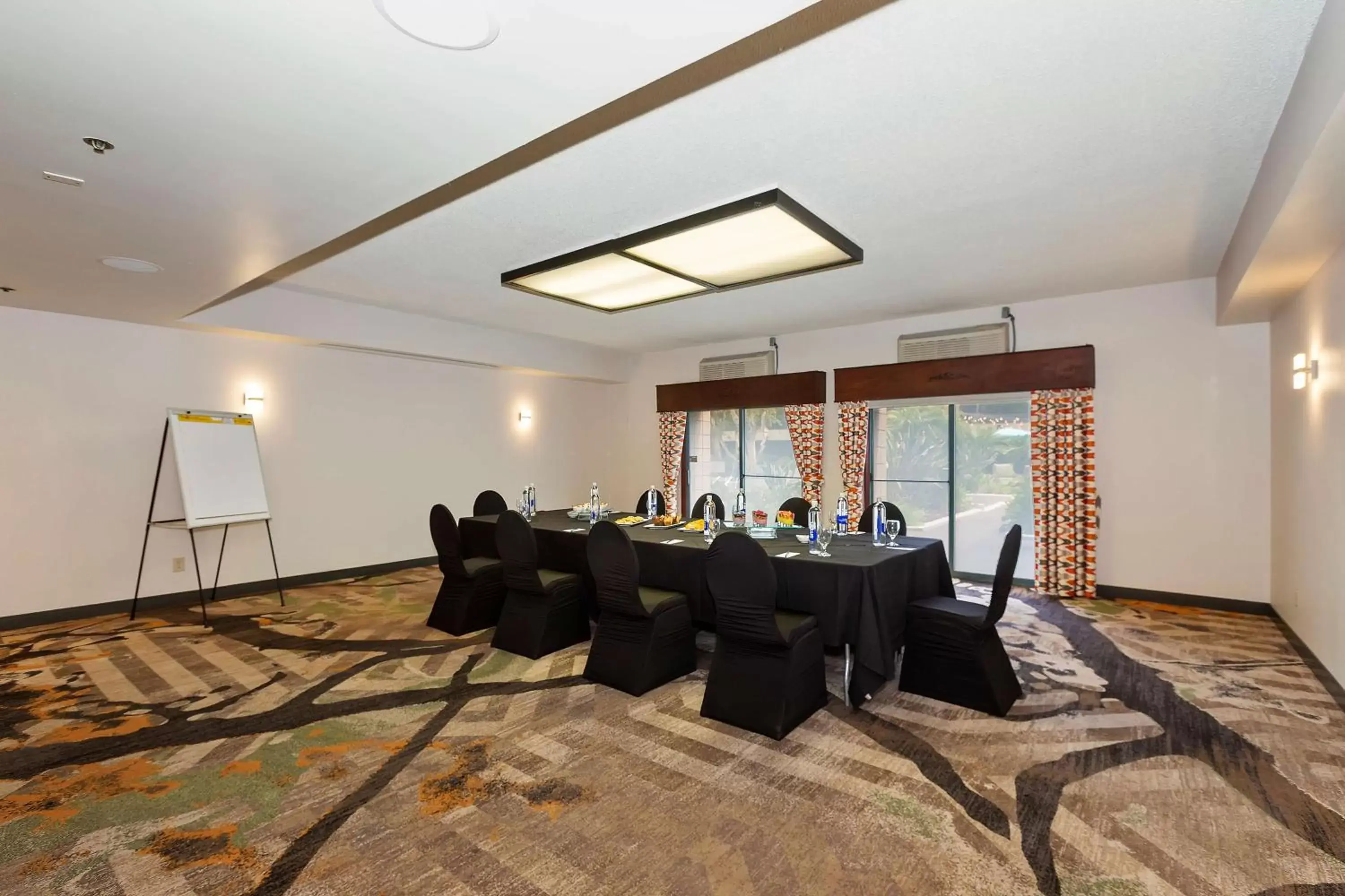 Meeting/conference room in Doubletree by Hilton Whittier