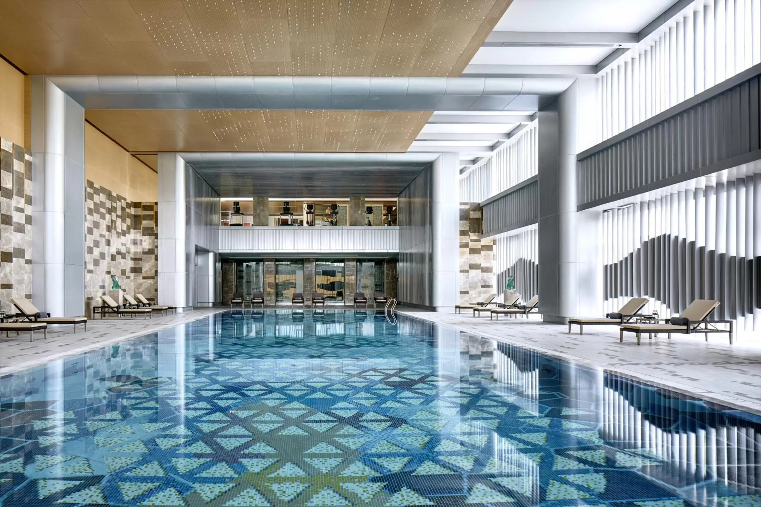 Swimming pool in Cordis, Beijing Capital Airport By Langham Hospitality Group Swimming pool in Cordis, Beijing Capital Airport By Langham Hospitality Group