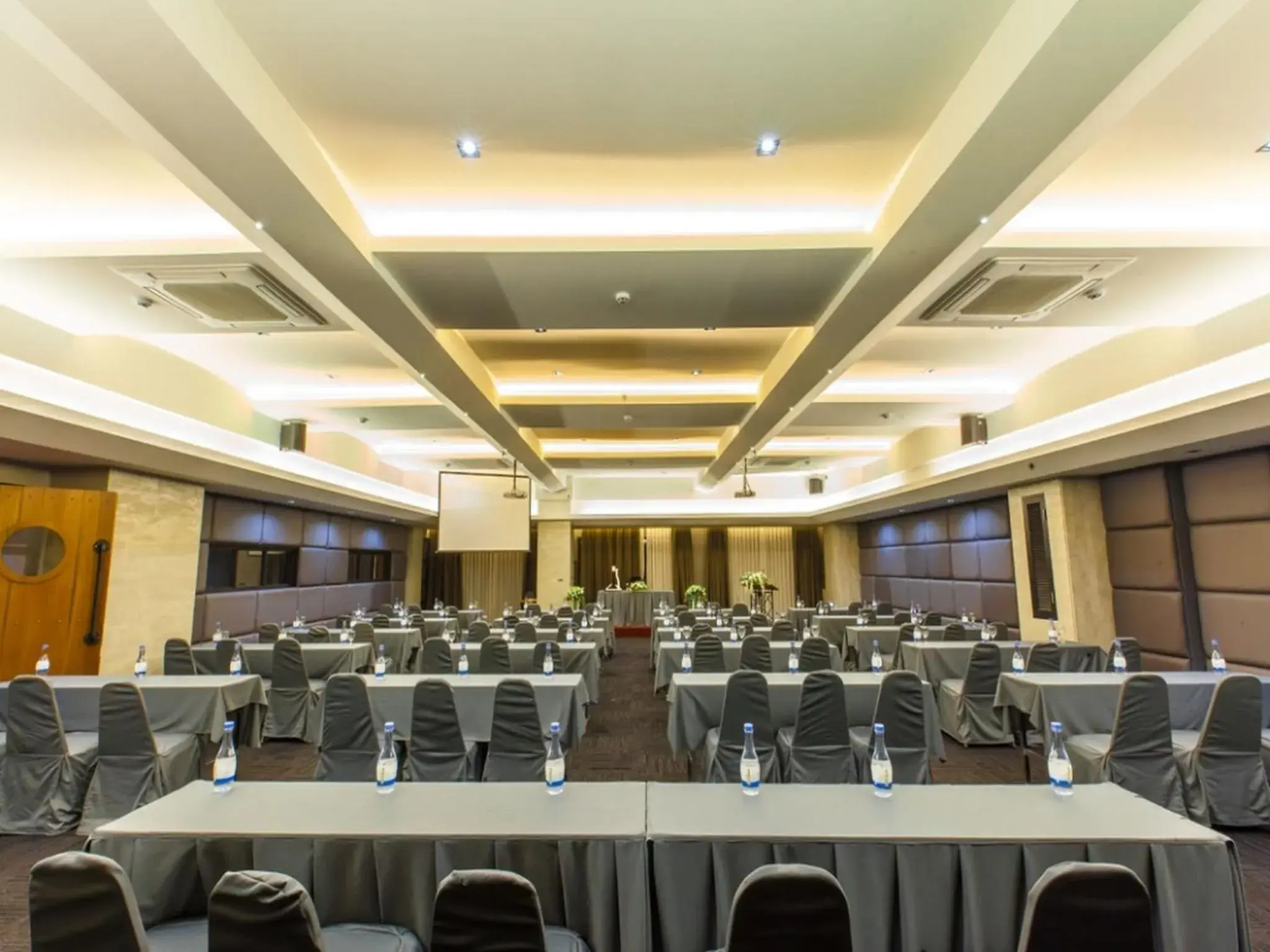 Place of worship, Business Area/Conference Room in Loft Mania Boutique Hotel (SHA Extra Plus)