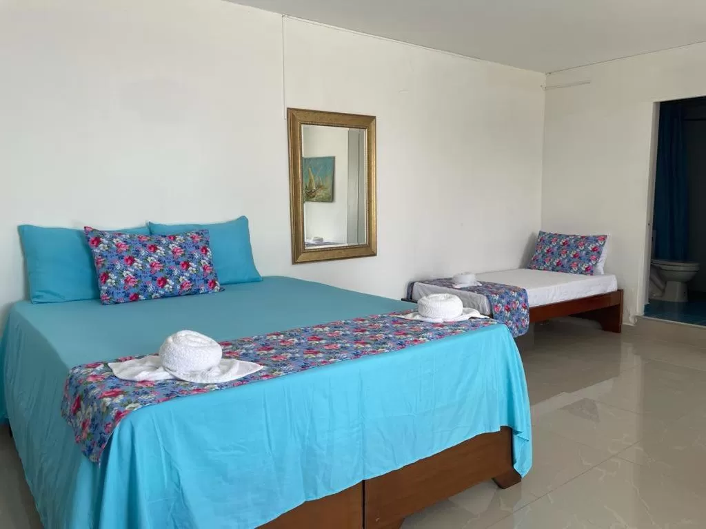 Bed in Paradise Lake Finca Hotel