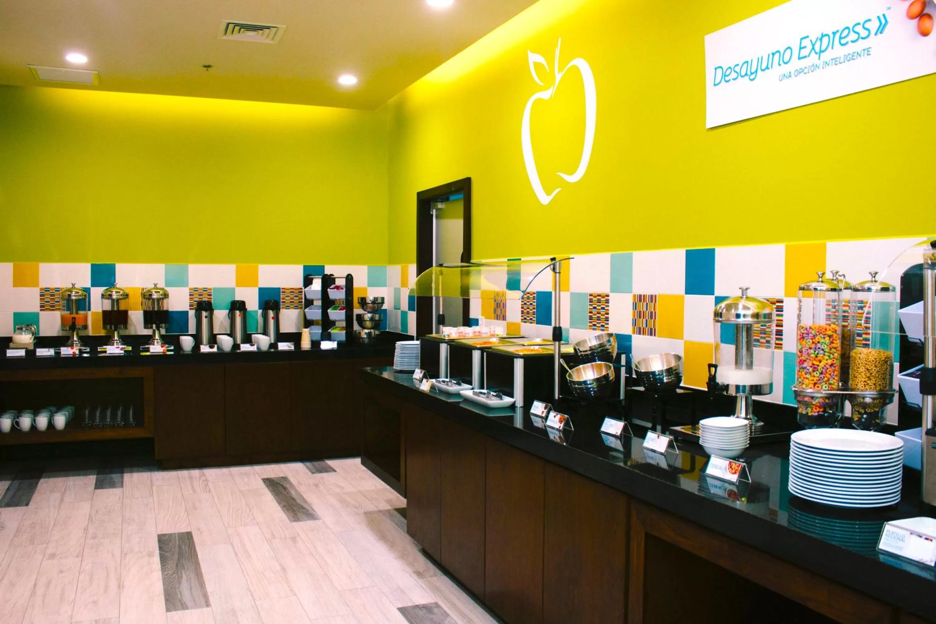 Breakfast in Holiday Inn Express & Suites Mexicali by IHG