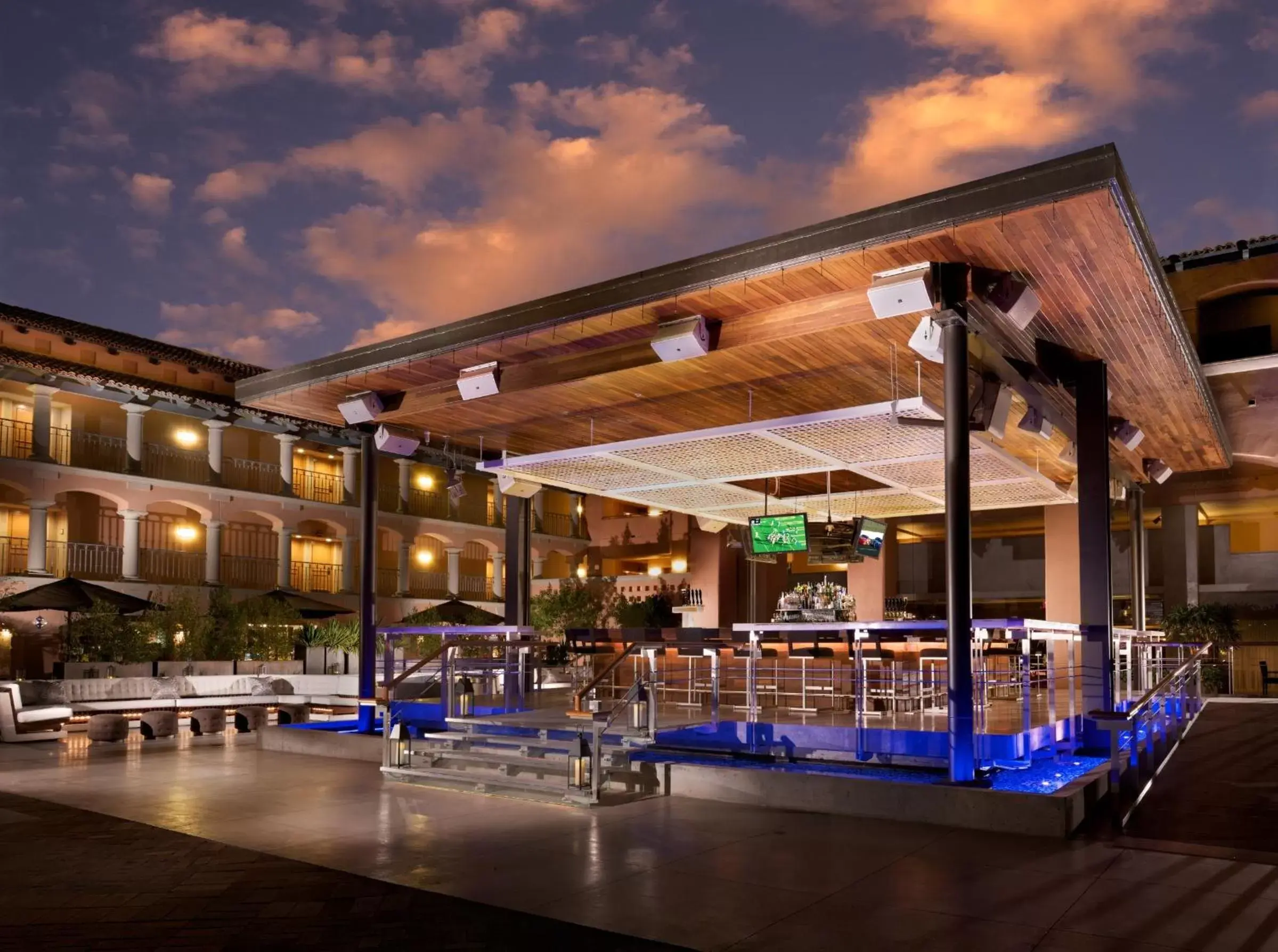 Restaurant/places to eat in Fairmont Scottsdale Princess