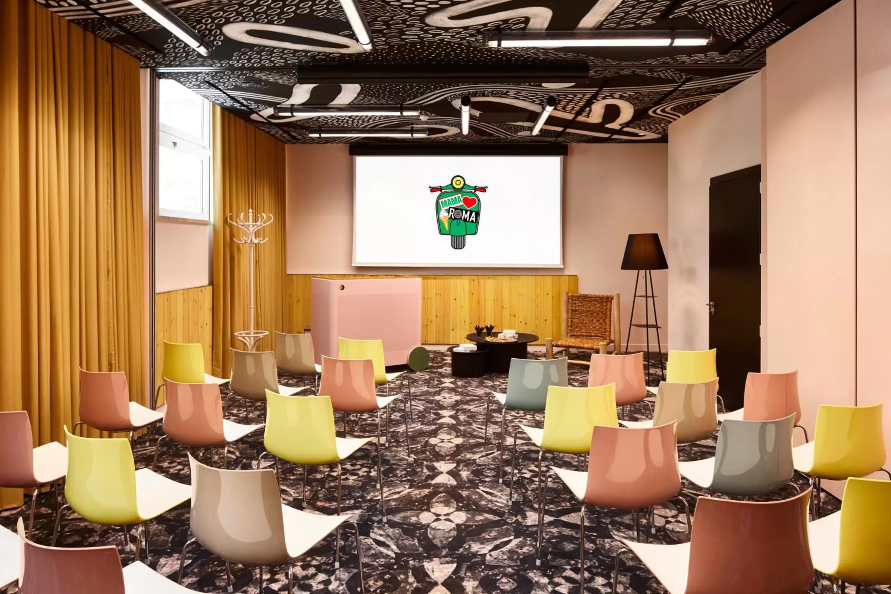 Business facilities, Lounge/Bar in Mama Shelter Roma