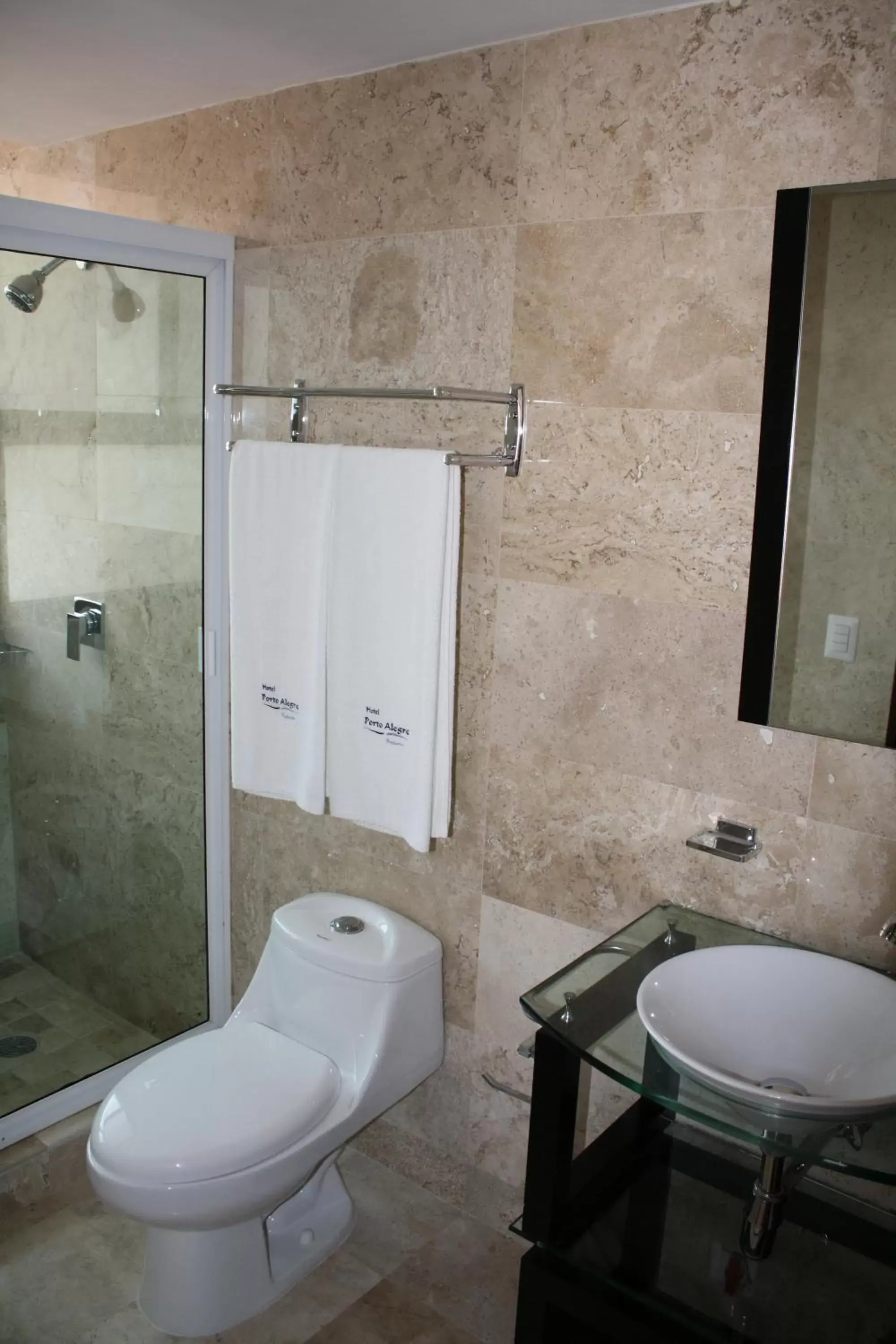 Bathroom in Hotel Porto Allegro Puerto Vallarta