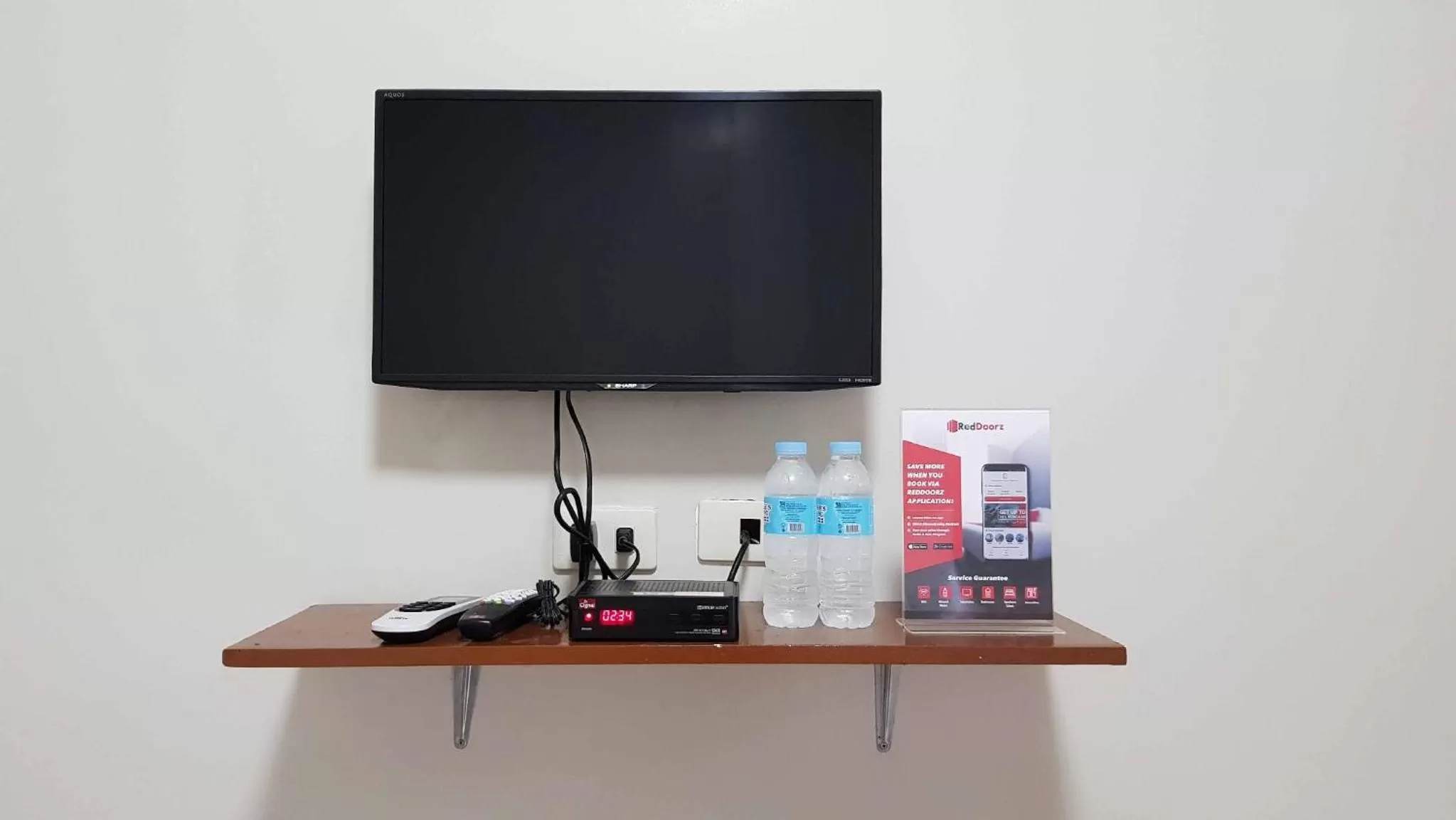 TV and multimedia in RedDoorz @ VP Inting Street