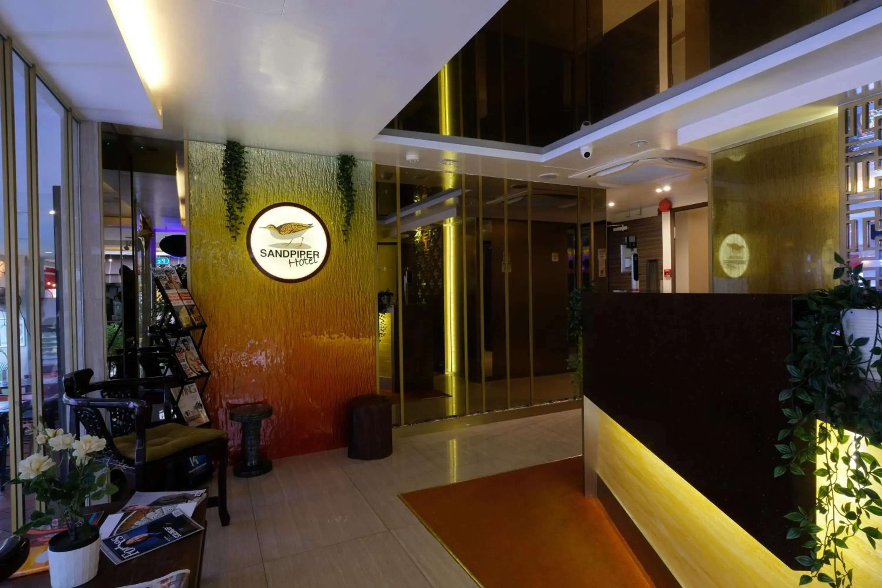 Seating area, Lobby/Reception in Sandpiper Hotel On Rochor