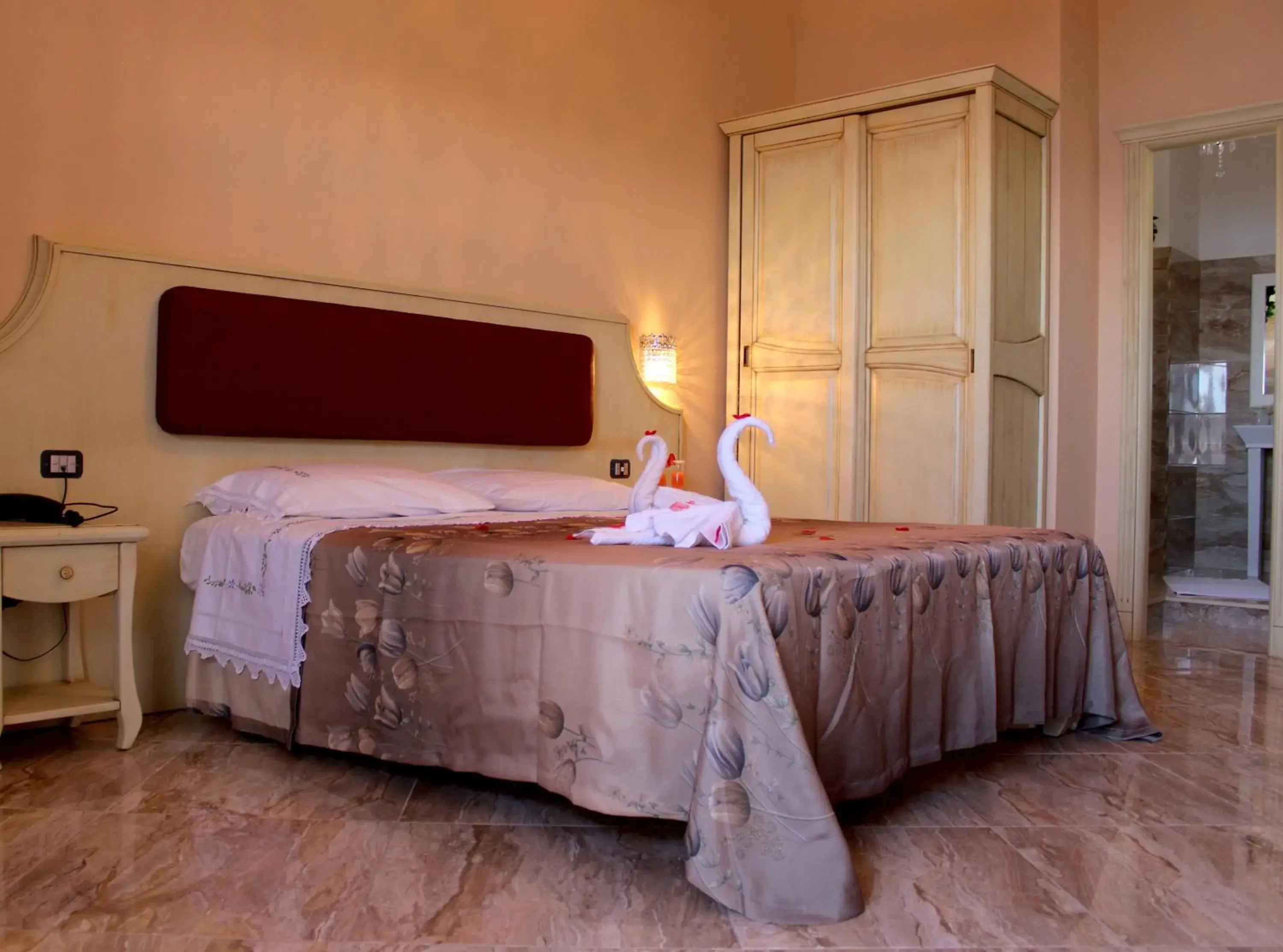 Photo of the whole room, Bed in Hotel Terrazzo Sul Mare