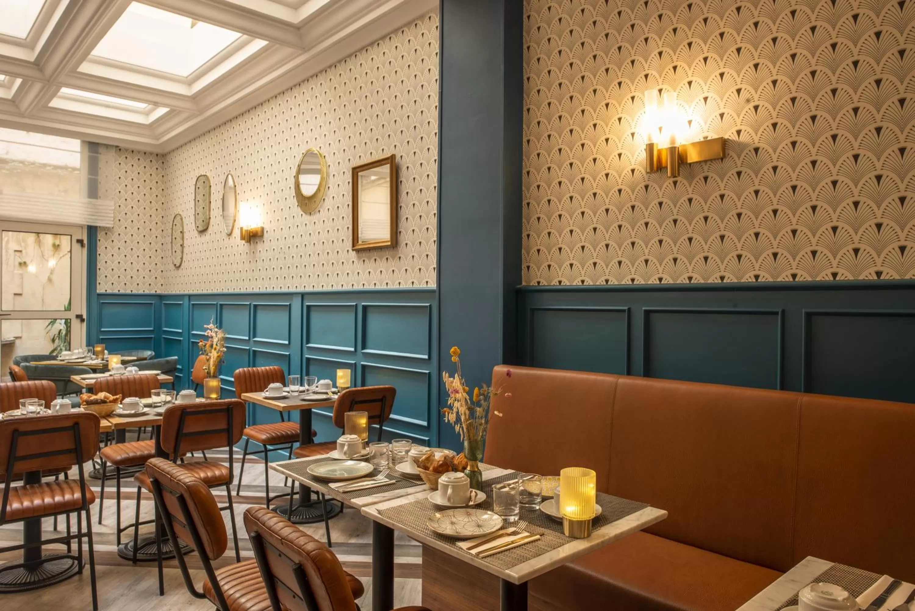 Continental breakfast in Hôtel Le Bristol