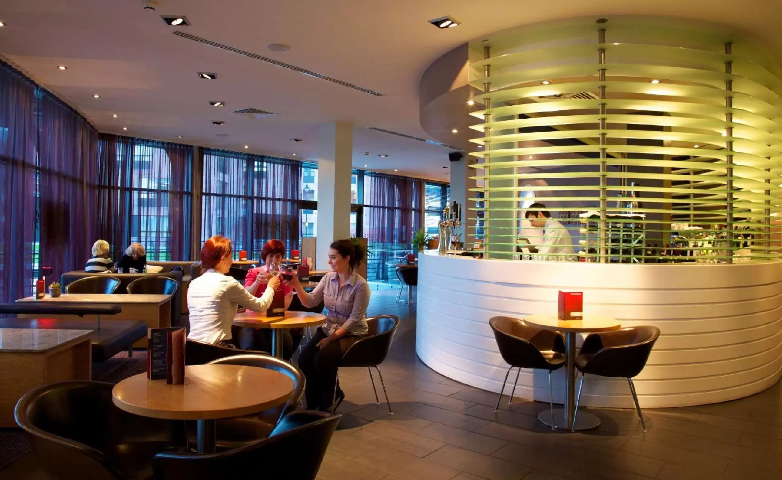 Lounge or bar, Lounge/Bar in Radisson Blu Hotel Belfast