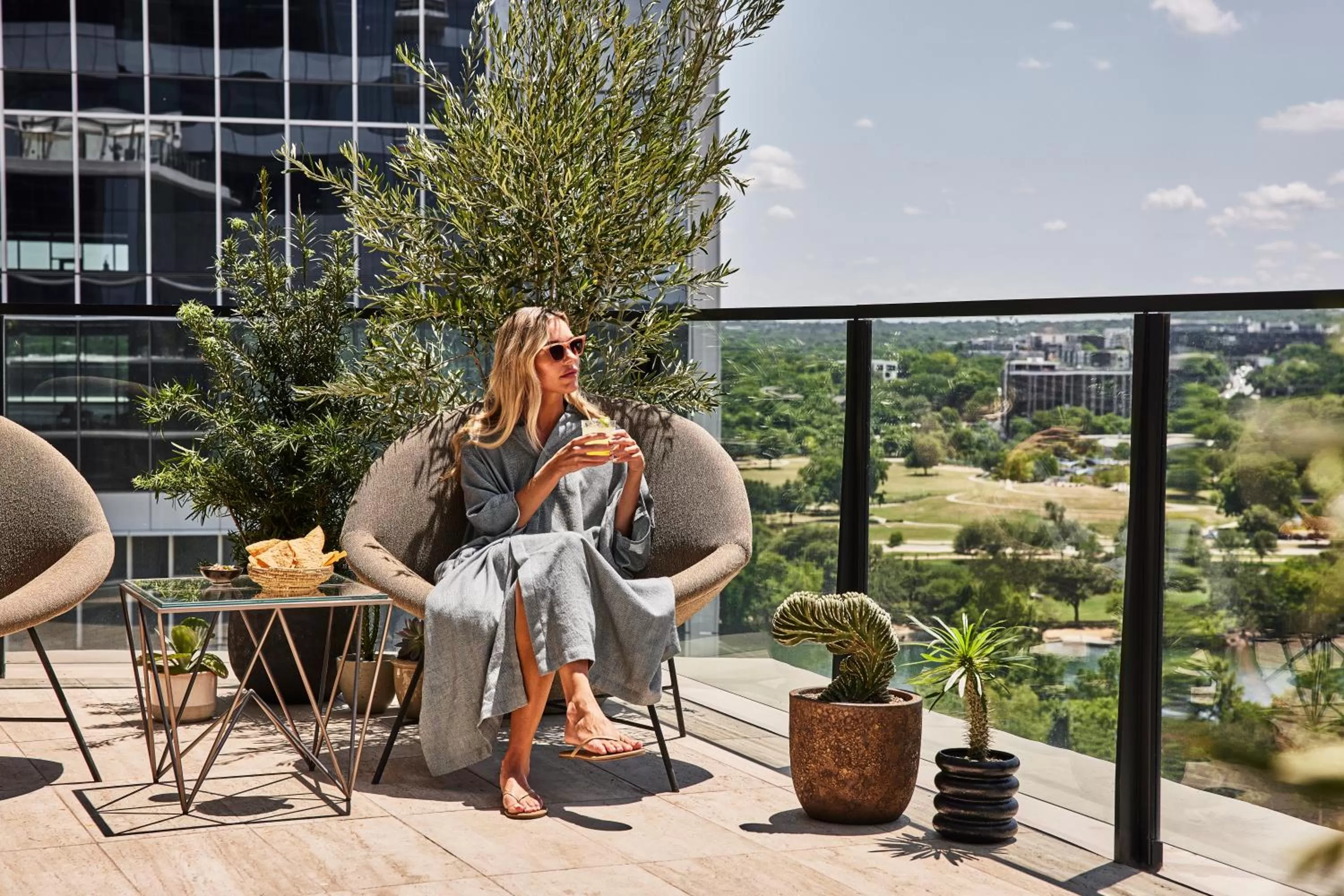 Patio in Austin Proper Hotel, a Member of Design Hotels