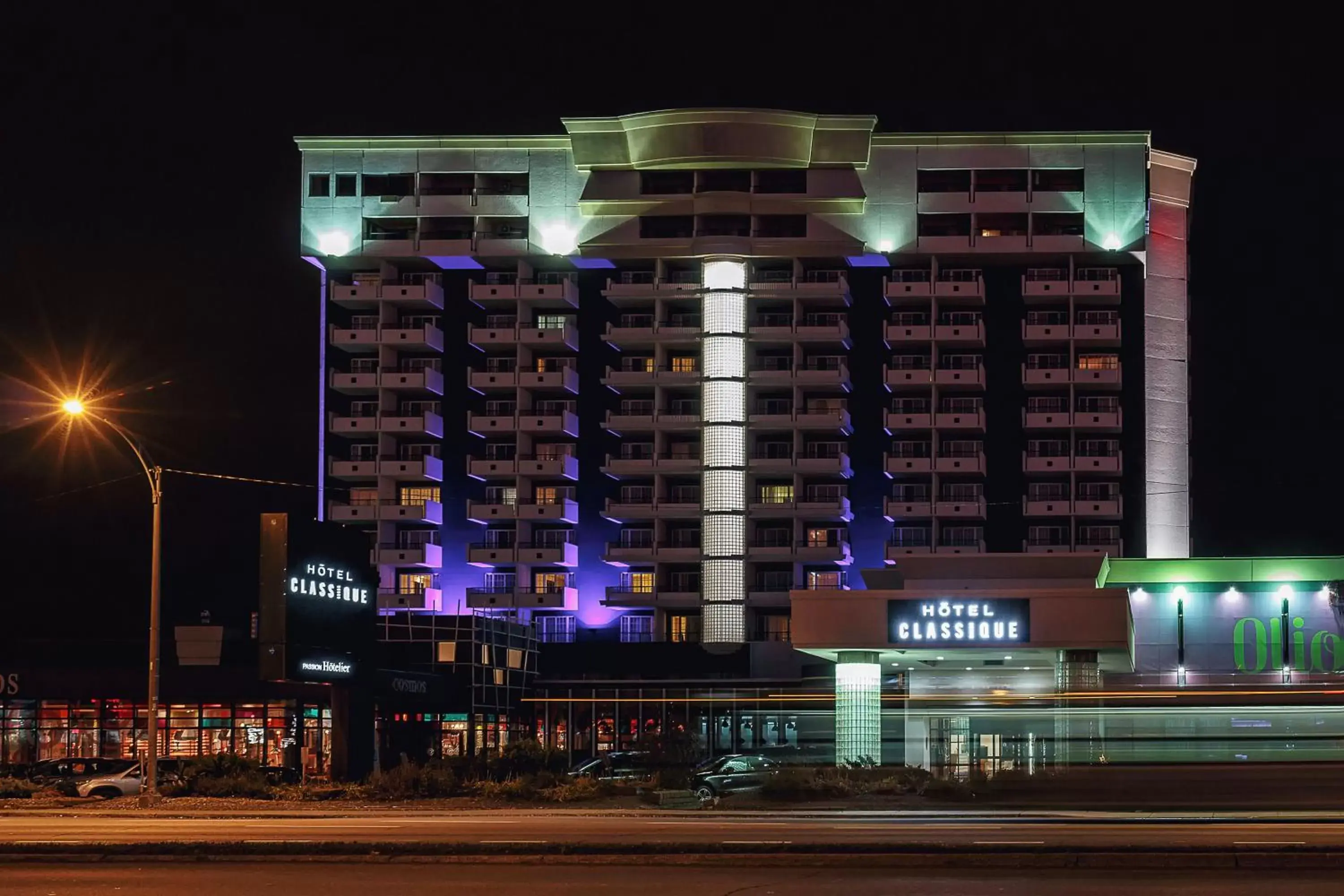 Facade/entrance in Hotel Classique