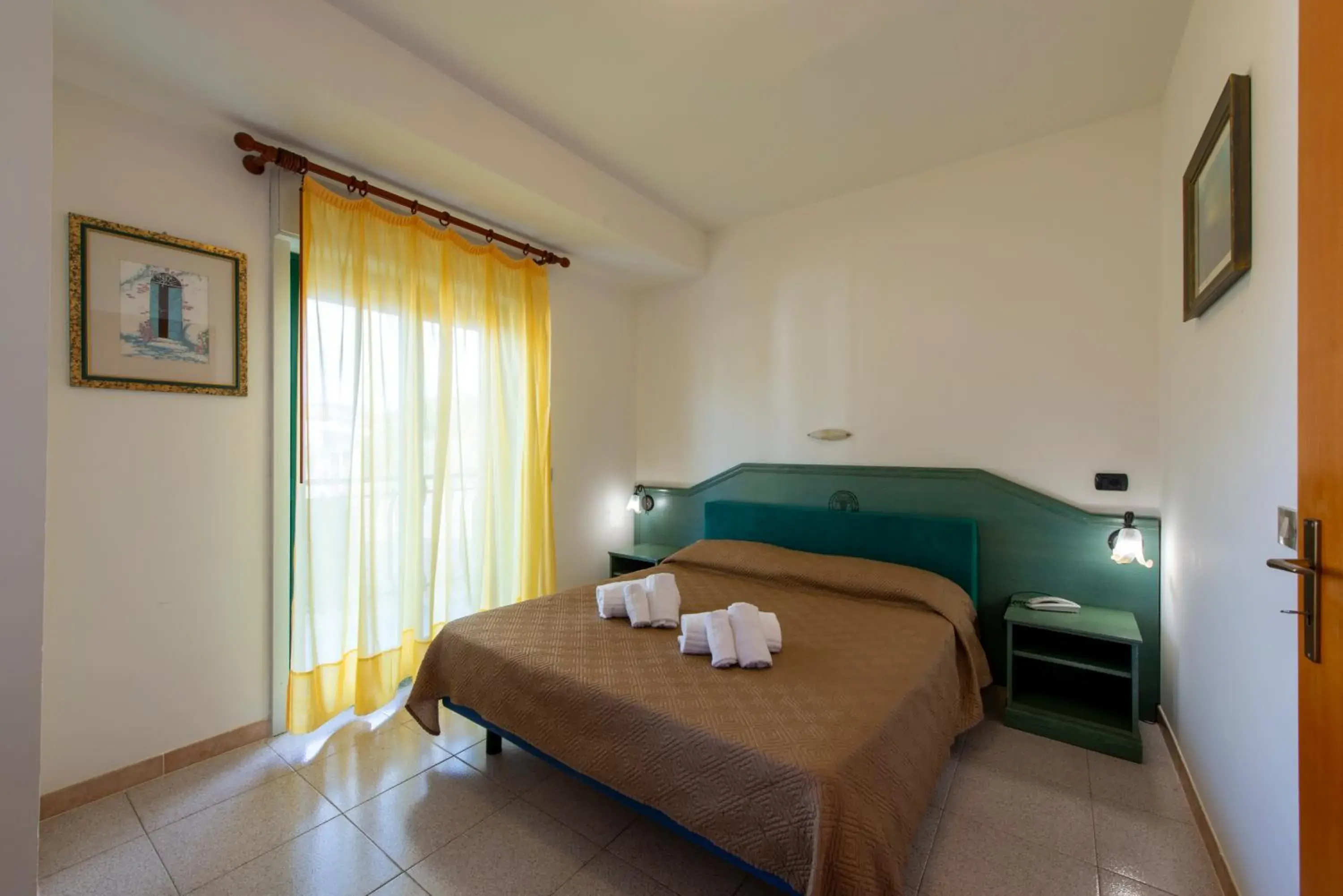 Bedroom, Bed in Villaggio Alkantara