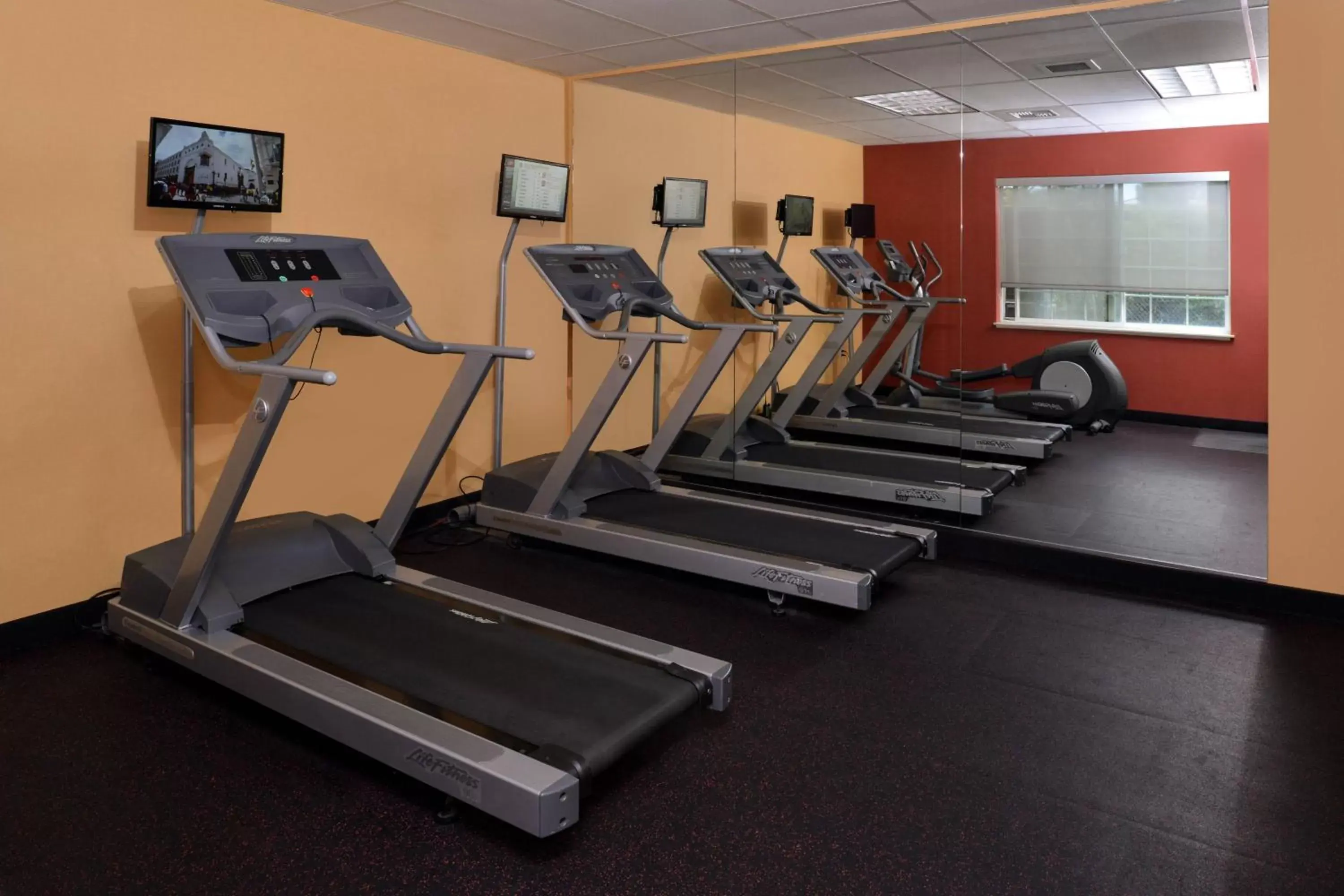 Fitness centre/facilities, Fitness Center/Facilities in TownePlace Suites Sacramento Cal Expo