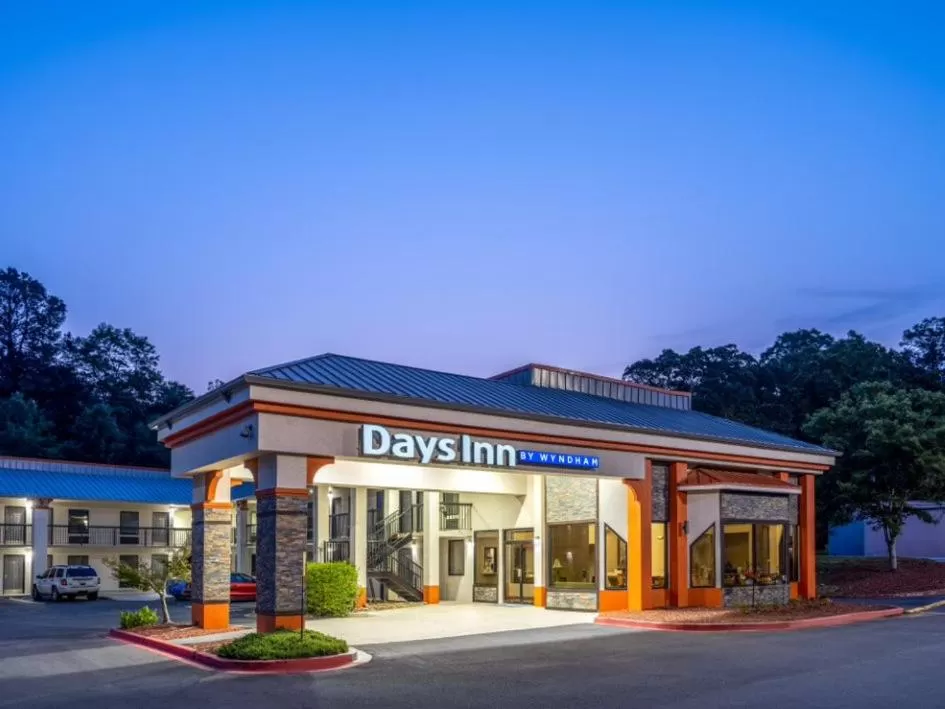 Days Inn by Wyndham Clemson