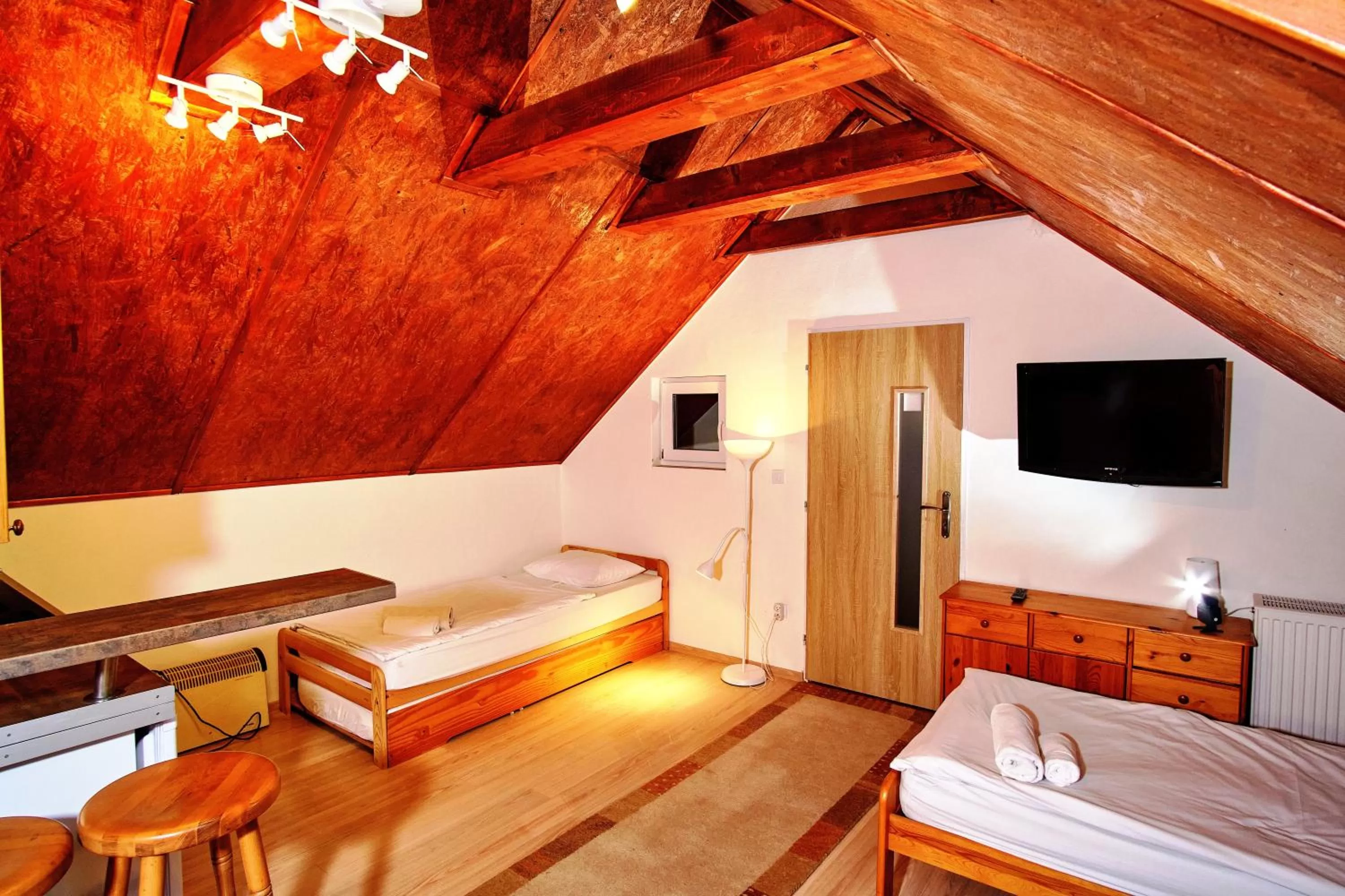 TV and multimedia, TV/Entertainment Center in Spa & Pool Apartment Hotel - Restaurant VILLA IVICA