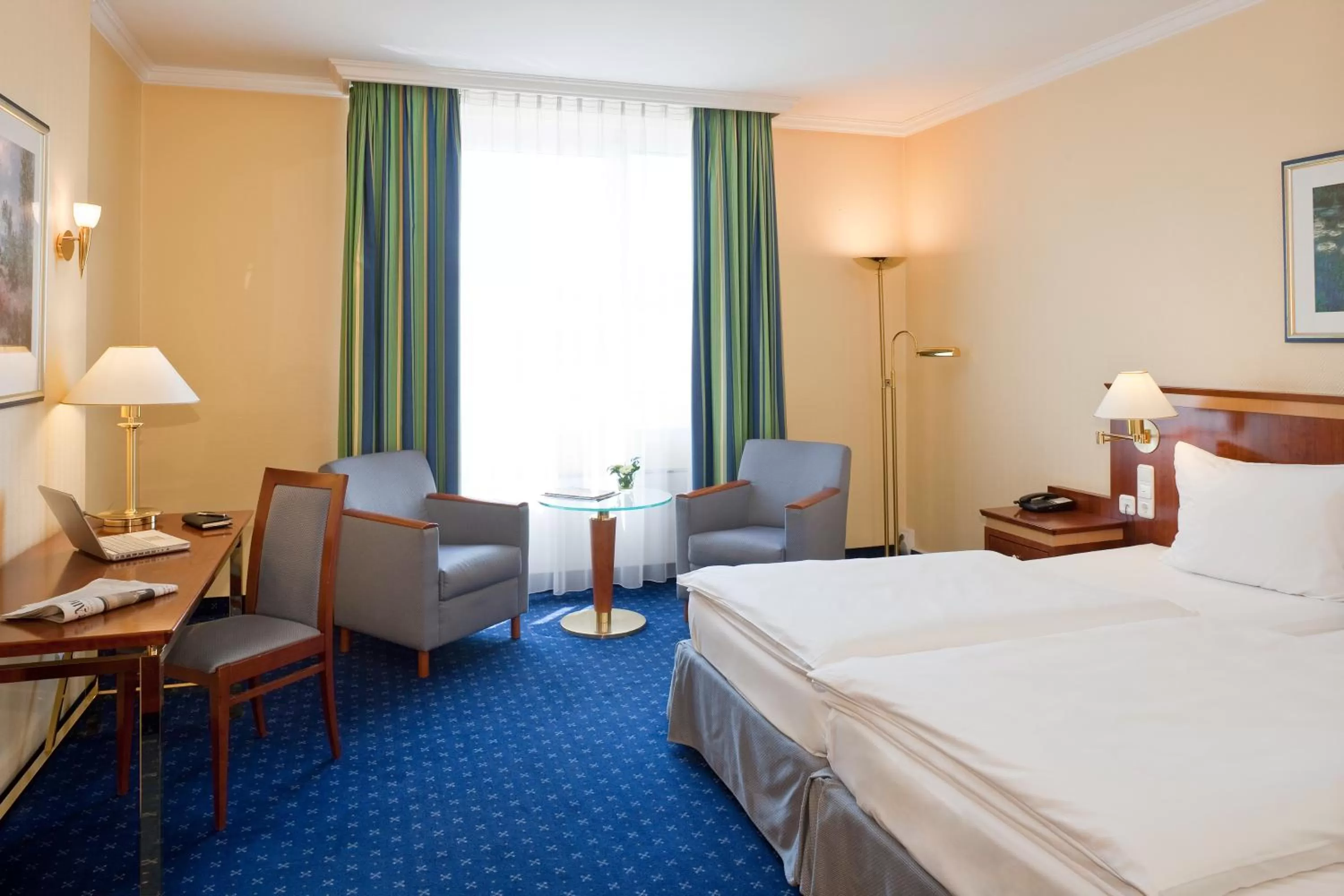 Bed in Mercure Hotel Trier Porta Nigra