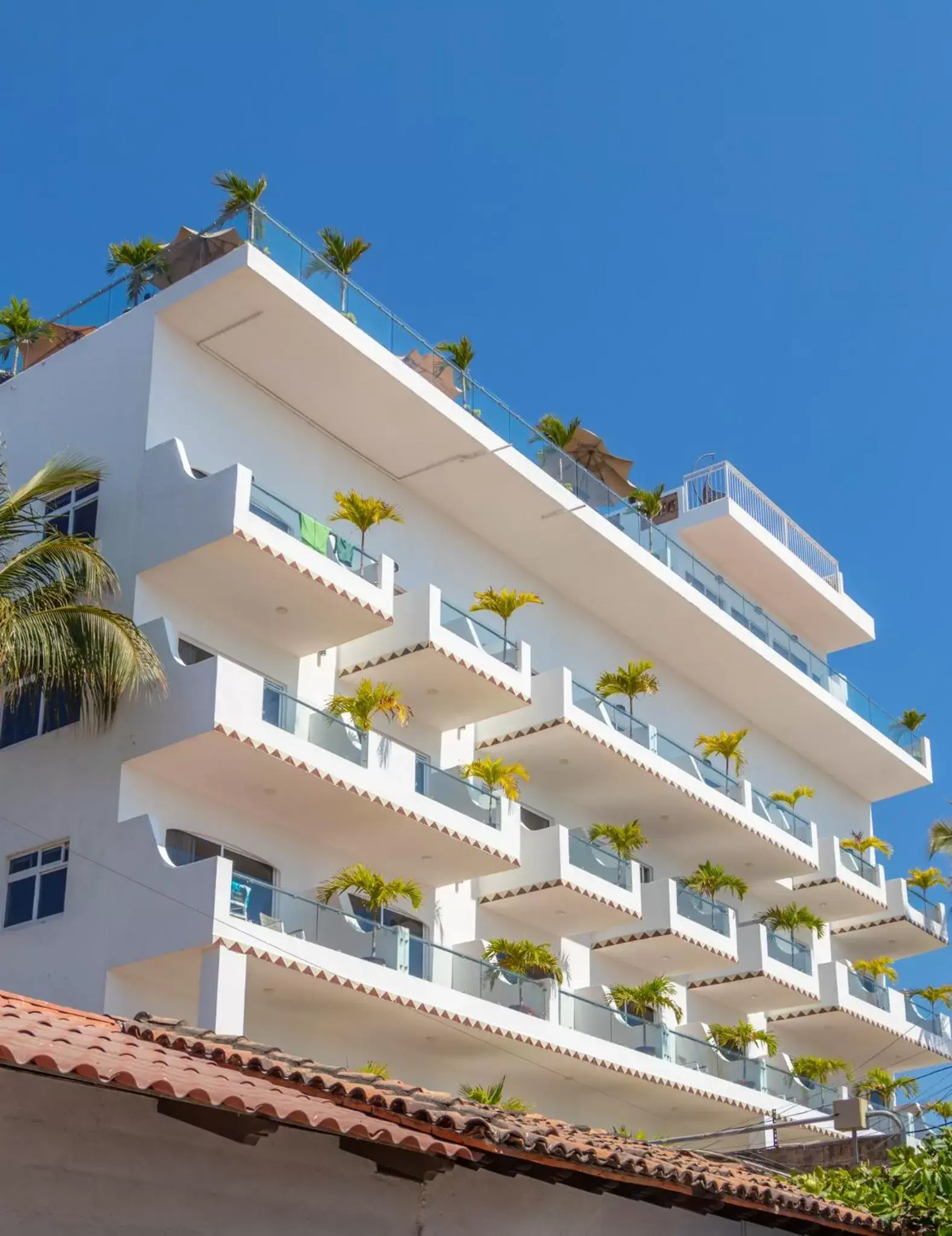 Property building in The Paramar Beachfront Boutique Hotel With Breakfast Included - Downtown Malecon Property building in The Paramar Beachfront Boutique Hotel With Breakfast Included - Downtown Malecon