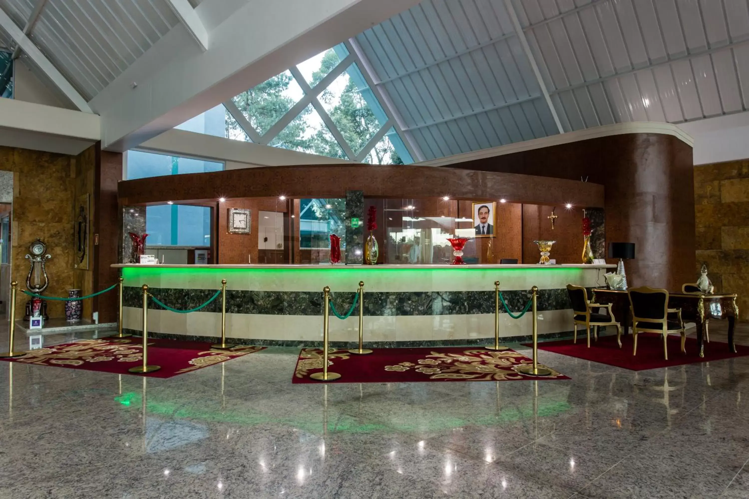 Lobby or reception in Hotel Dan Inn Campos do Jordão Lobby or reception in Hotel Dan Inn Campos do Jordão