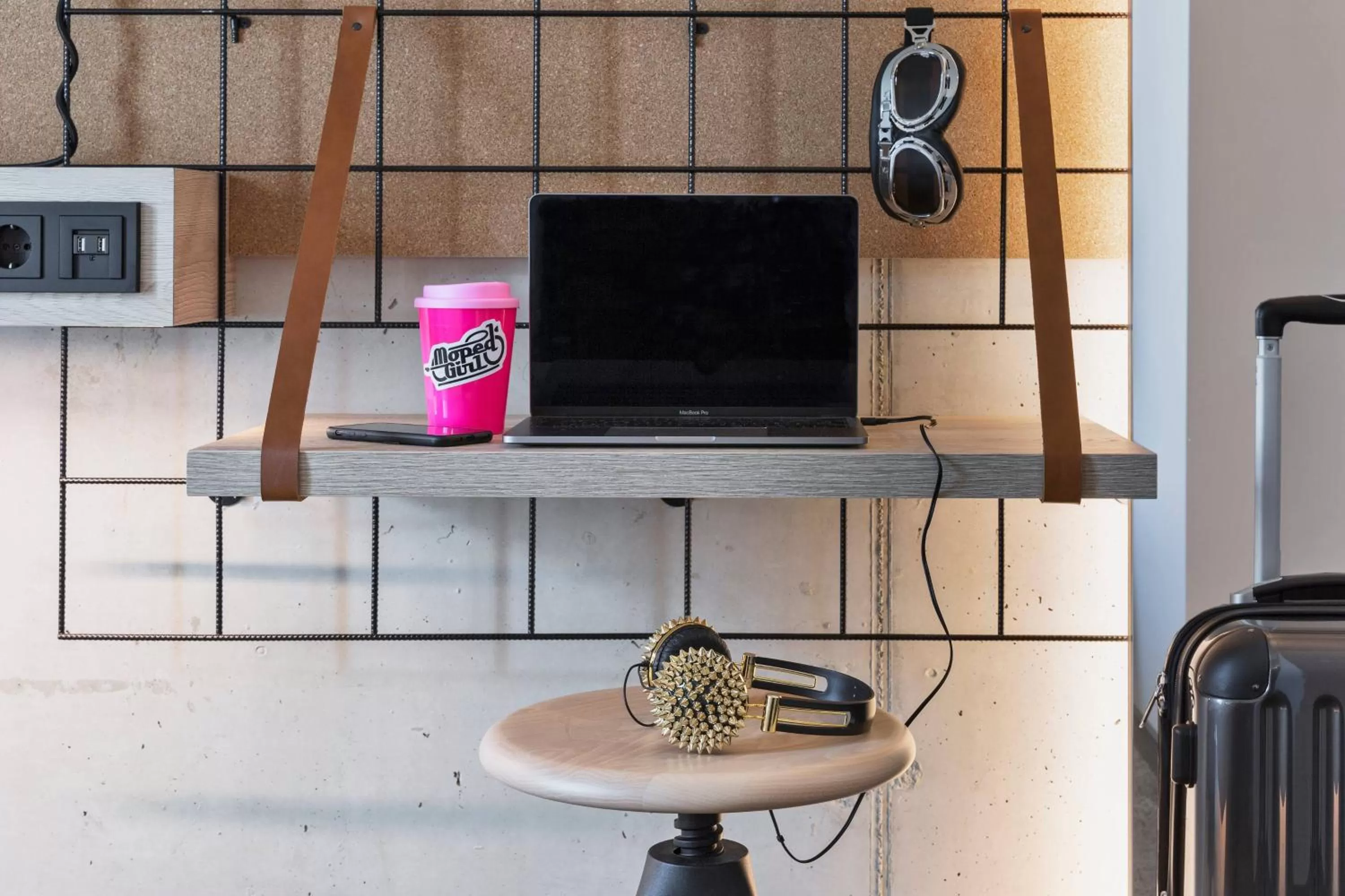 Photo of the whole room in Moxy Munich Ostbahnhof