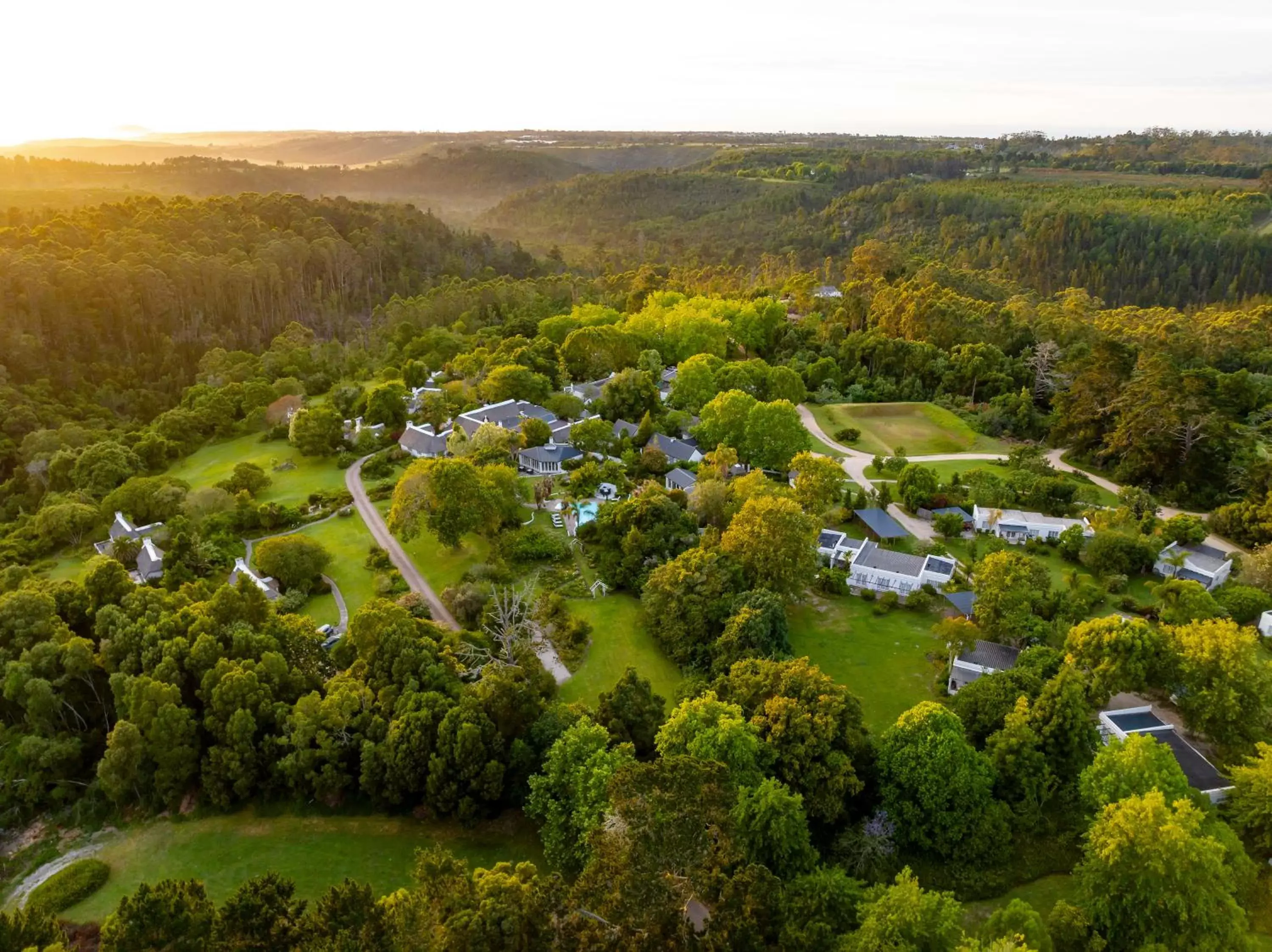 Day, Bird's-eye View in Hunter's Country House