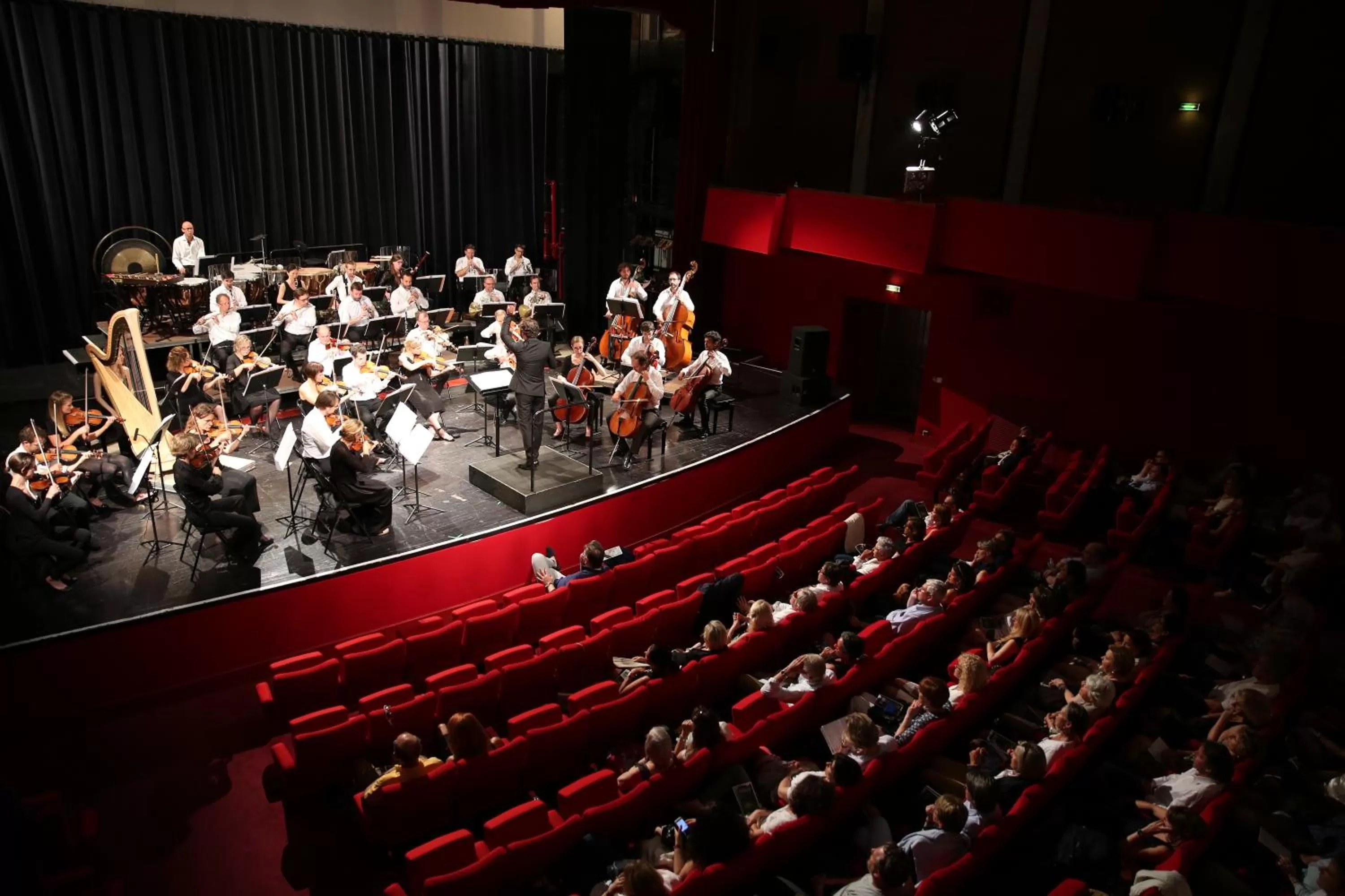 Night in L'Échappée - Hôtel Casino Dieppe