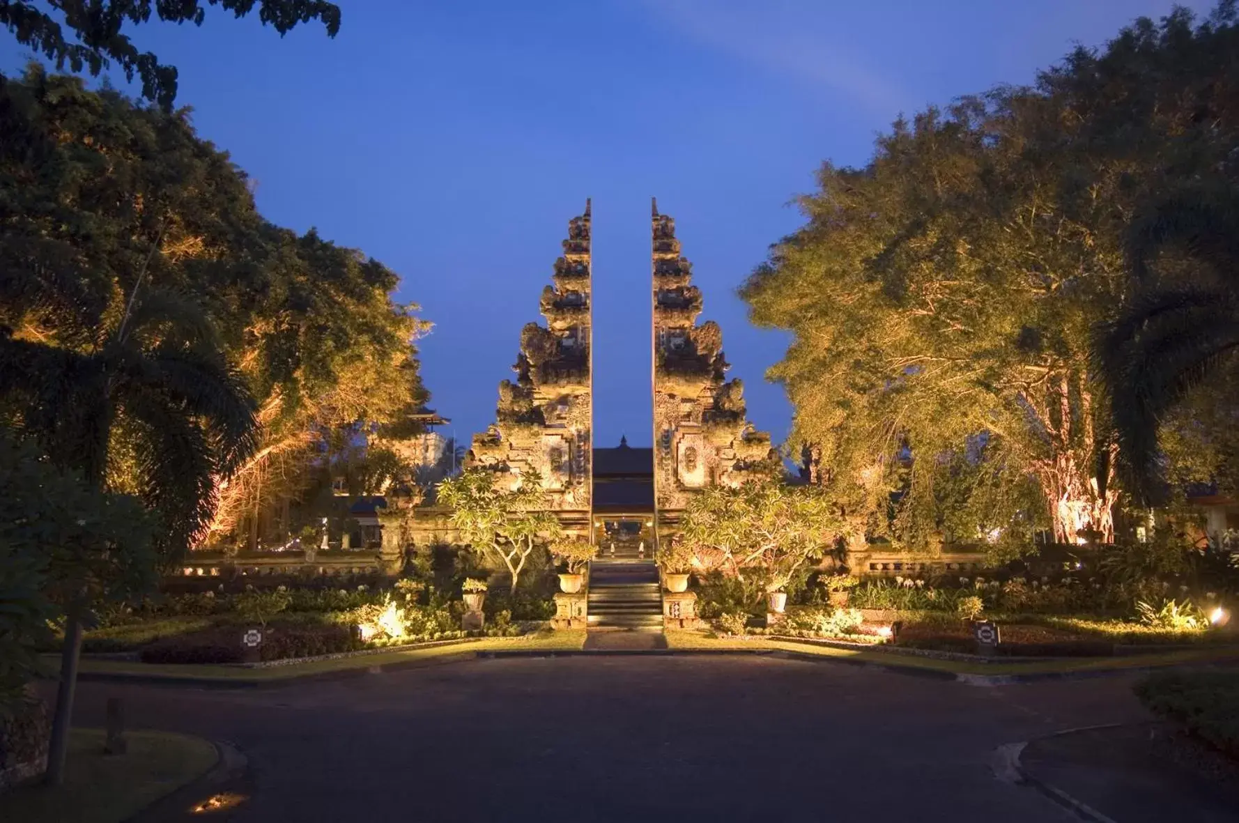 Facade/entrance in Nusa Dua Beach Hotel & Spa, Bali