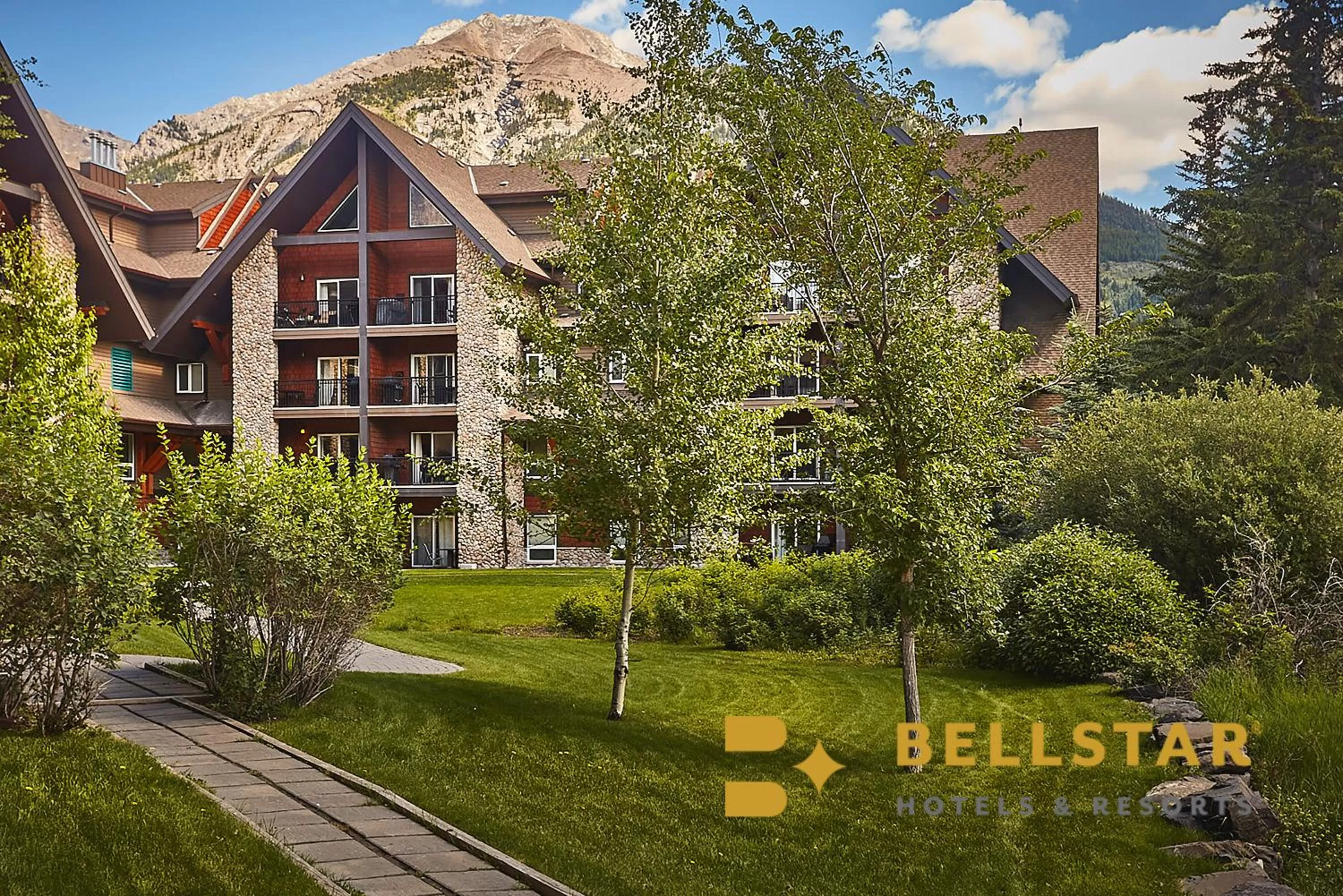 Property building in Grande Rockies Resort-Bellstar Hotels & Resorts