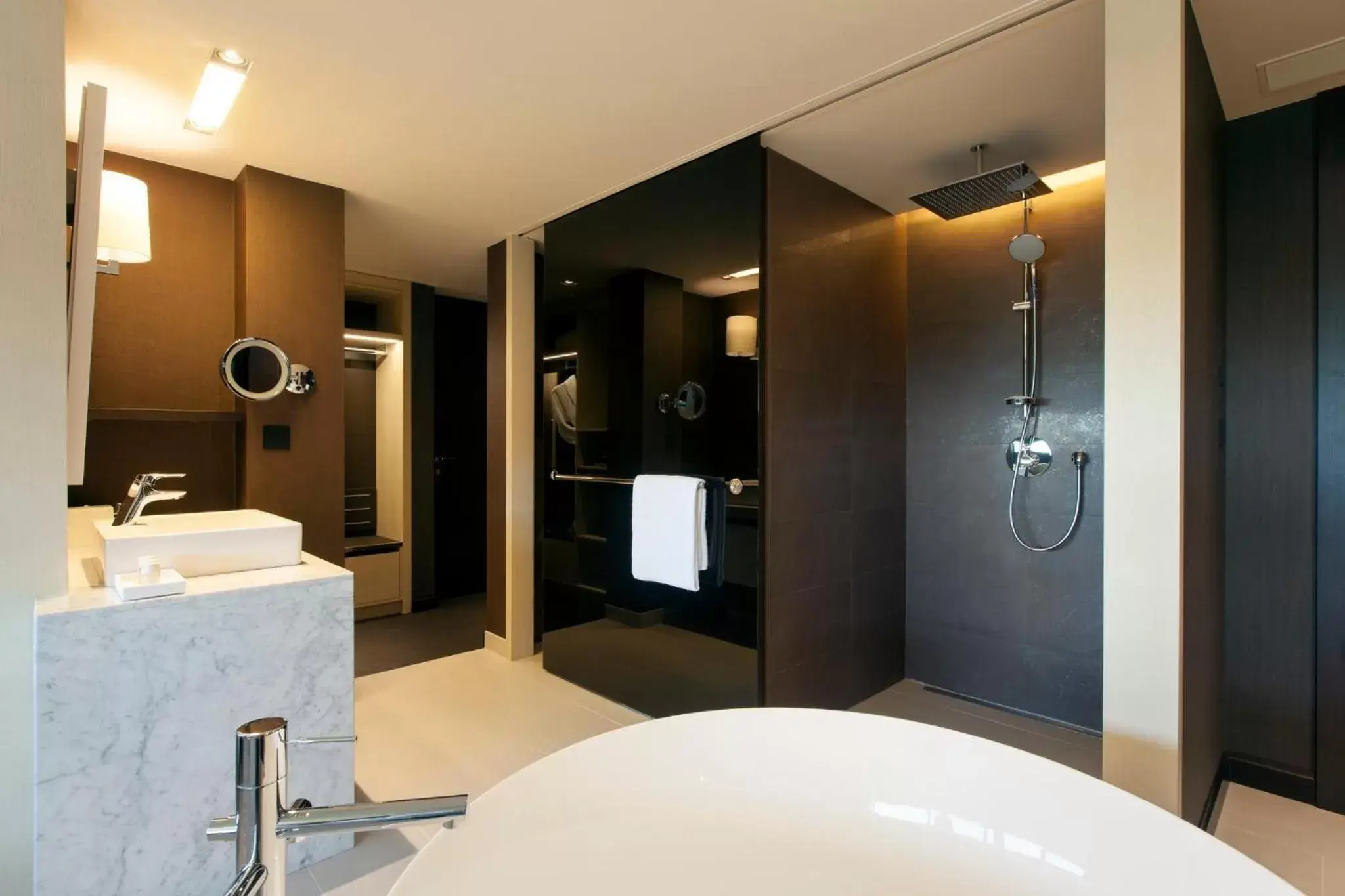 Bathroom in Crowne Plaza Geneva, an IHG Hotel