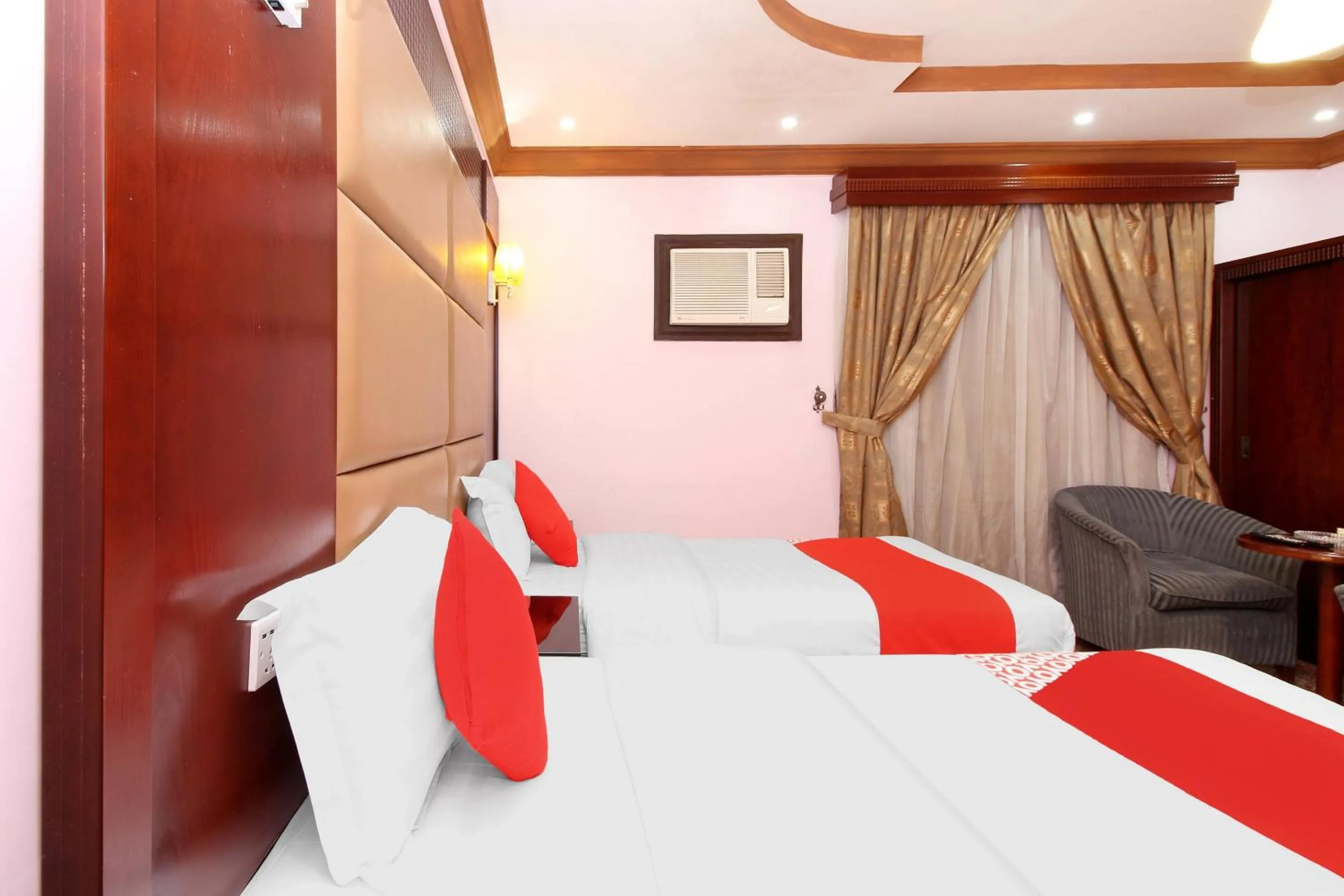 Bedroom, Bed in OYO 589 Lavina House