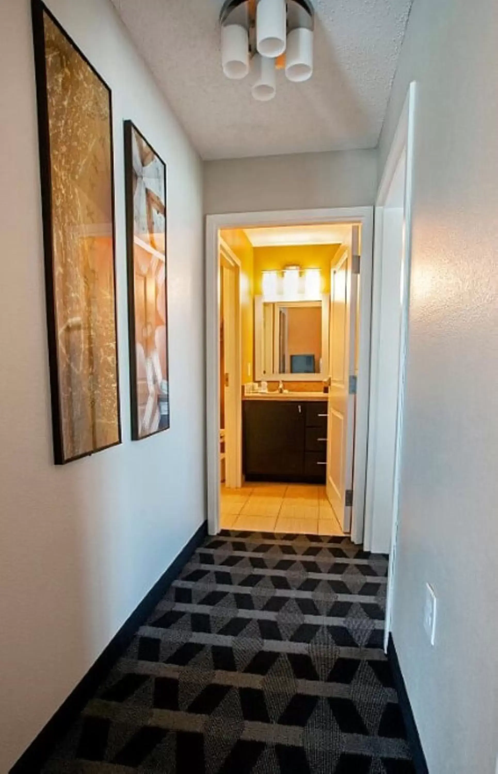 Bathroom in TownePlace Suites by Marriott Baton Rouge Gonzales