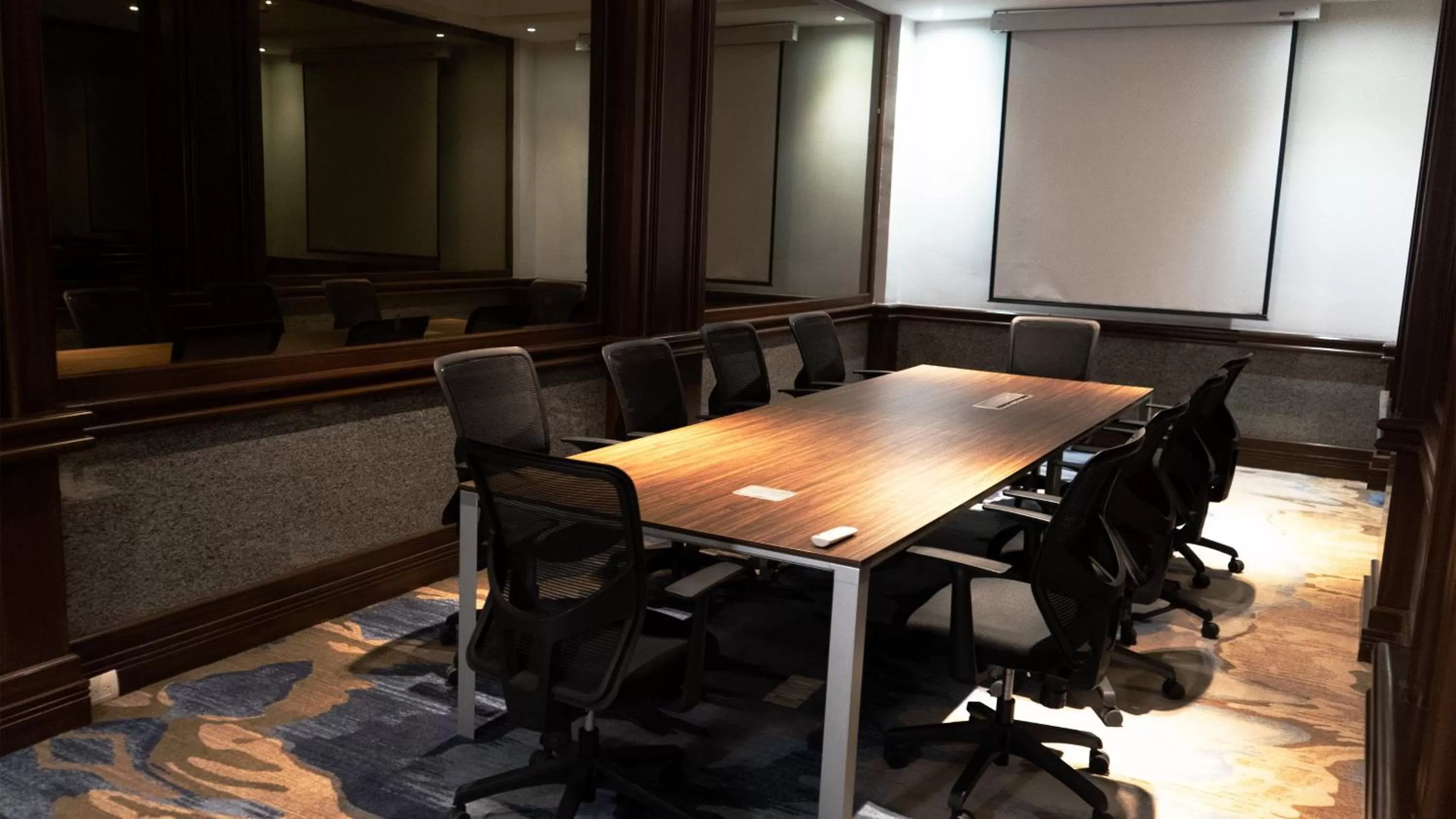 Meeting/conference room in Hotel Indigo Guadalajara Expo by IHG