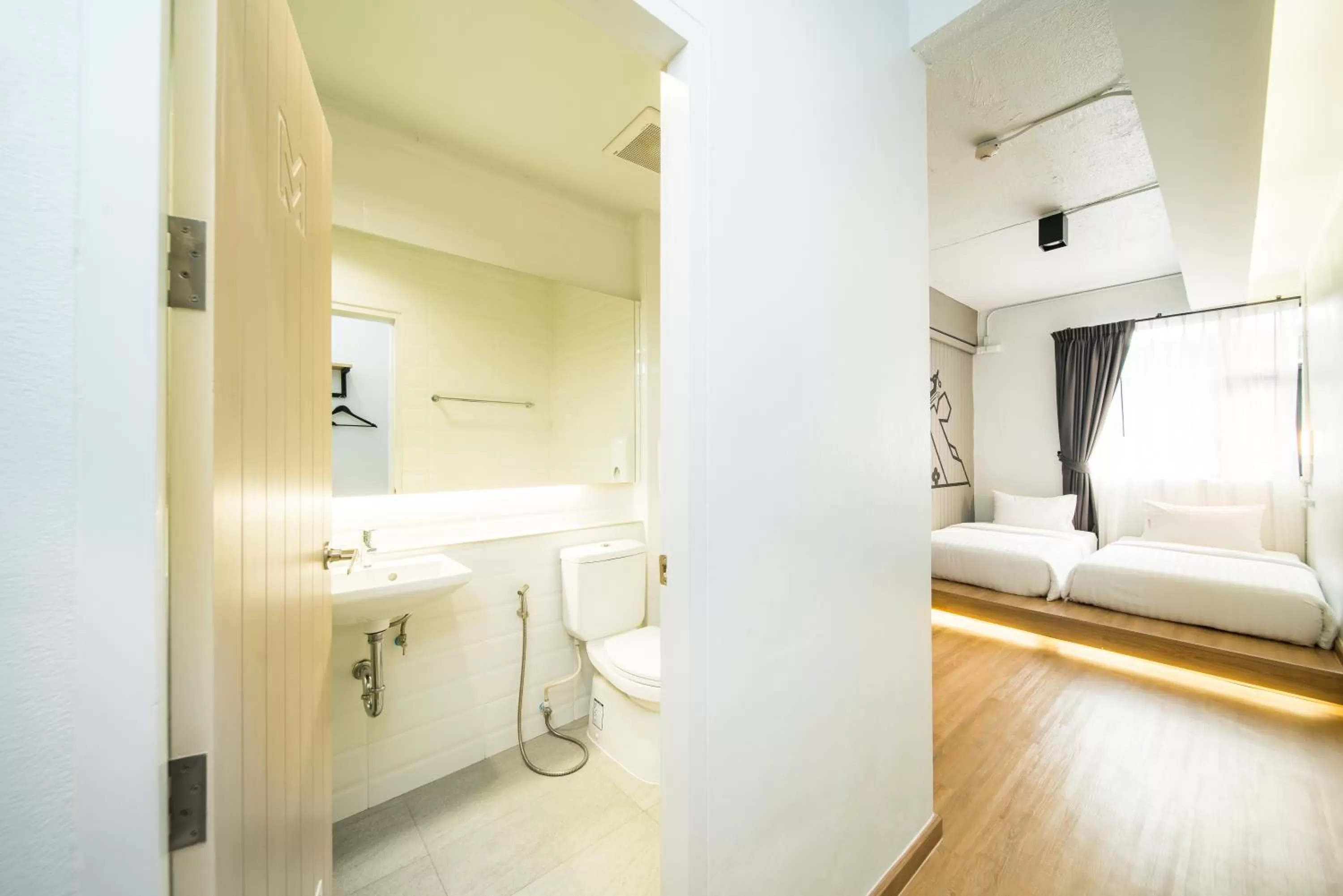 Bathroom, Bed in Marwin Villa
