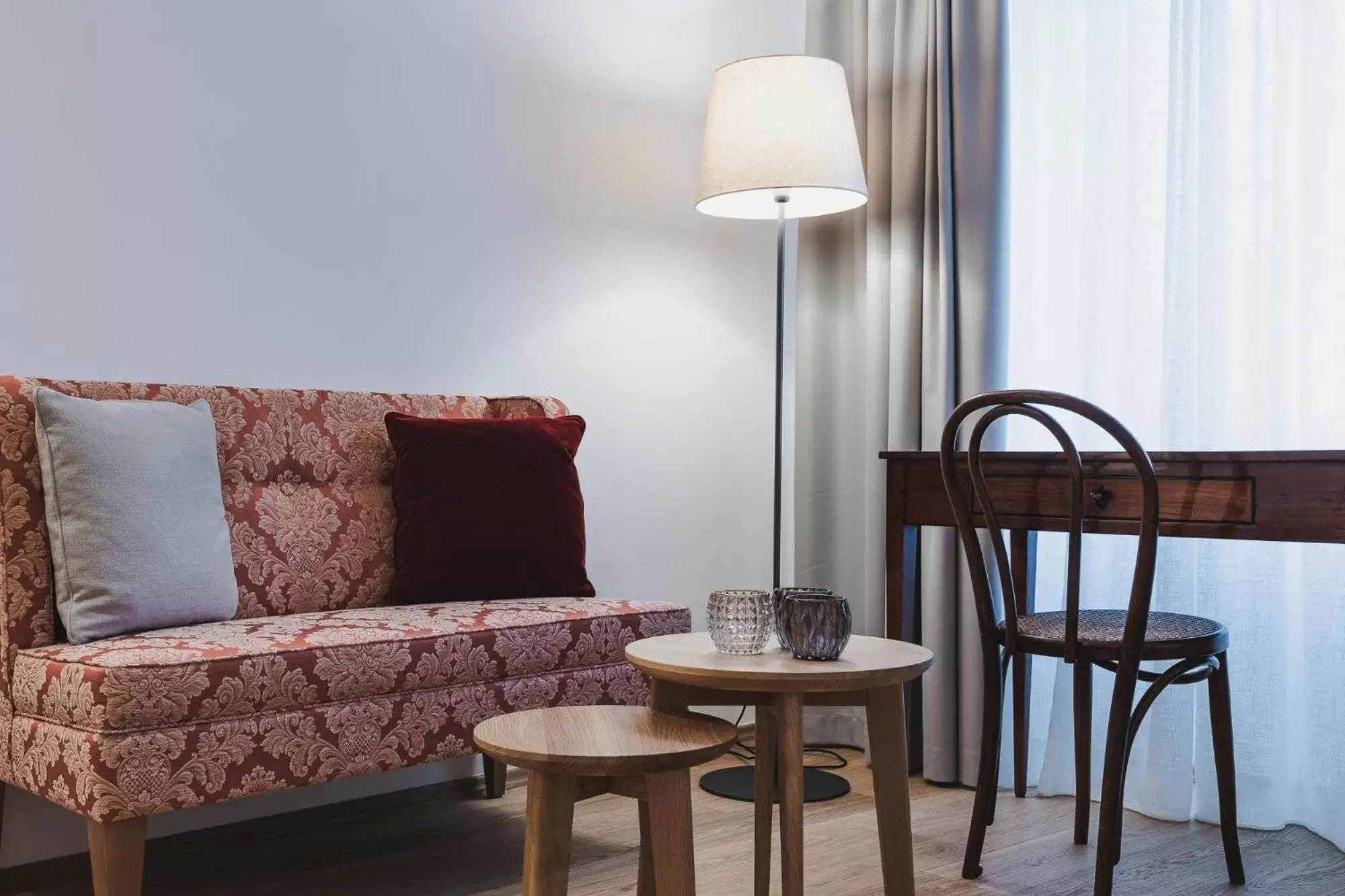 Living room, Seating Area in Kuntino Suites