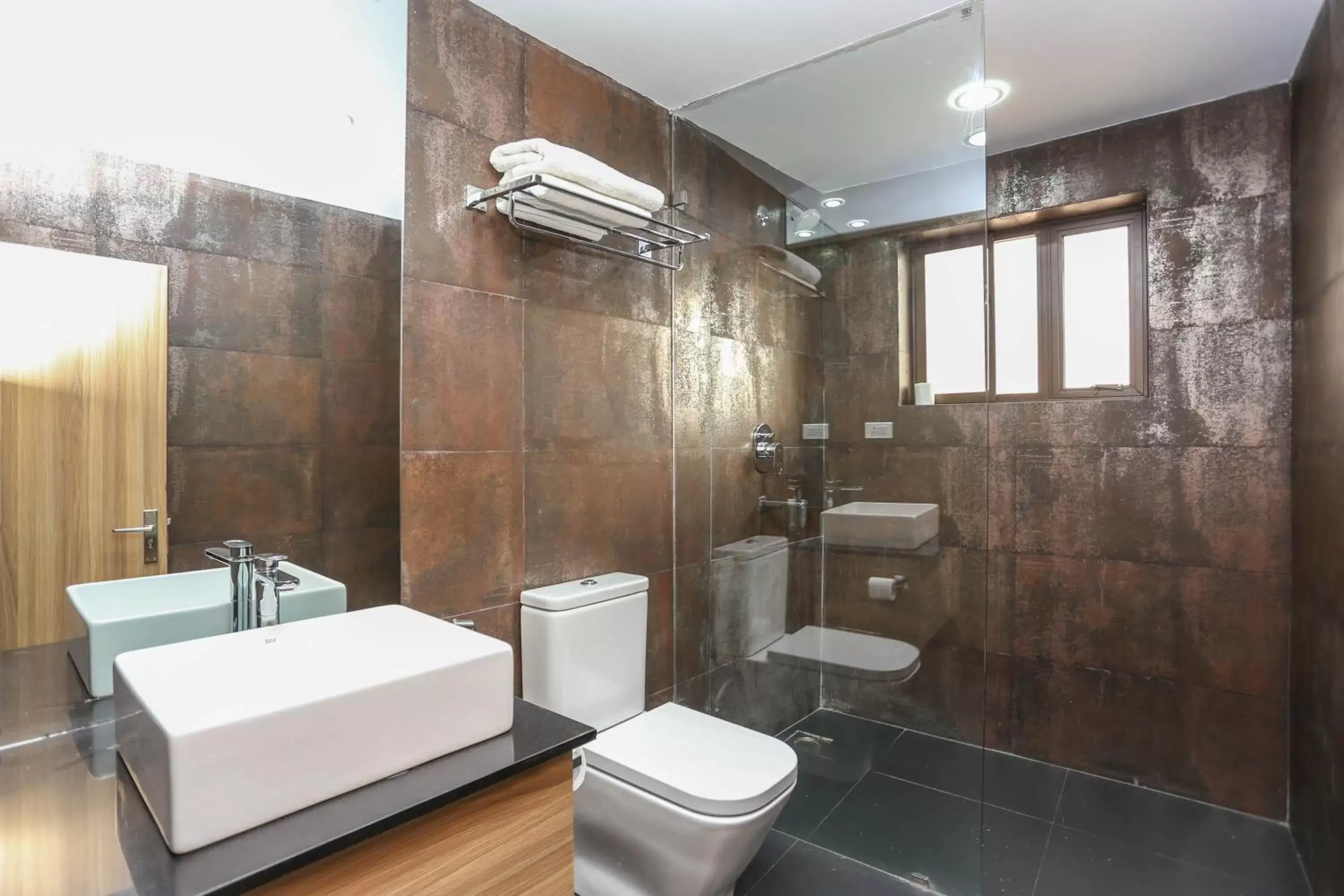 Bedroom, Bathroom in Potala Guest House