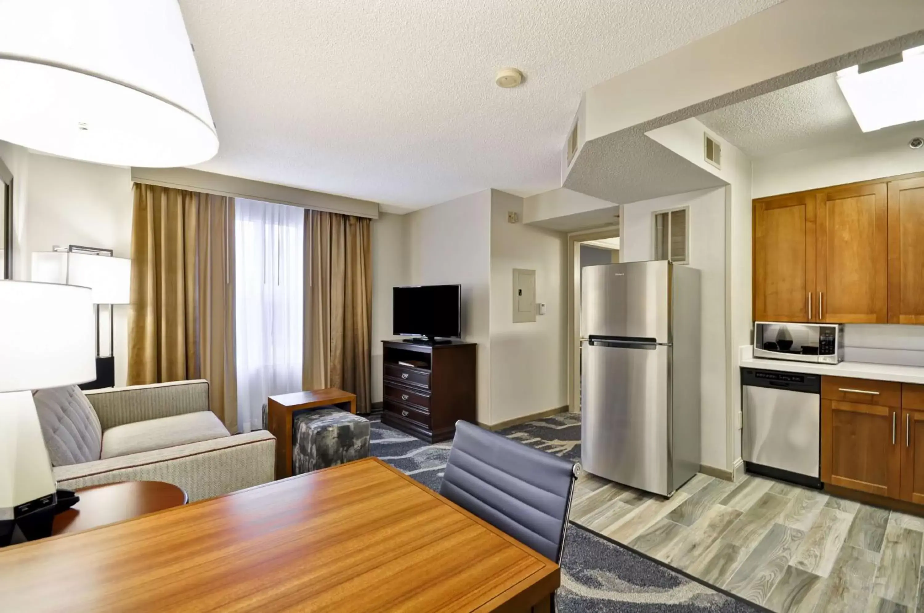 Living room, Seating Area in Homewood Suites Memphis Germantown