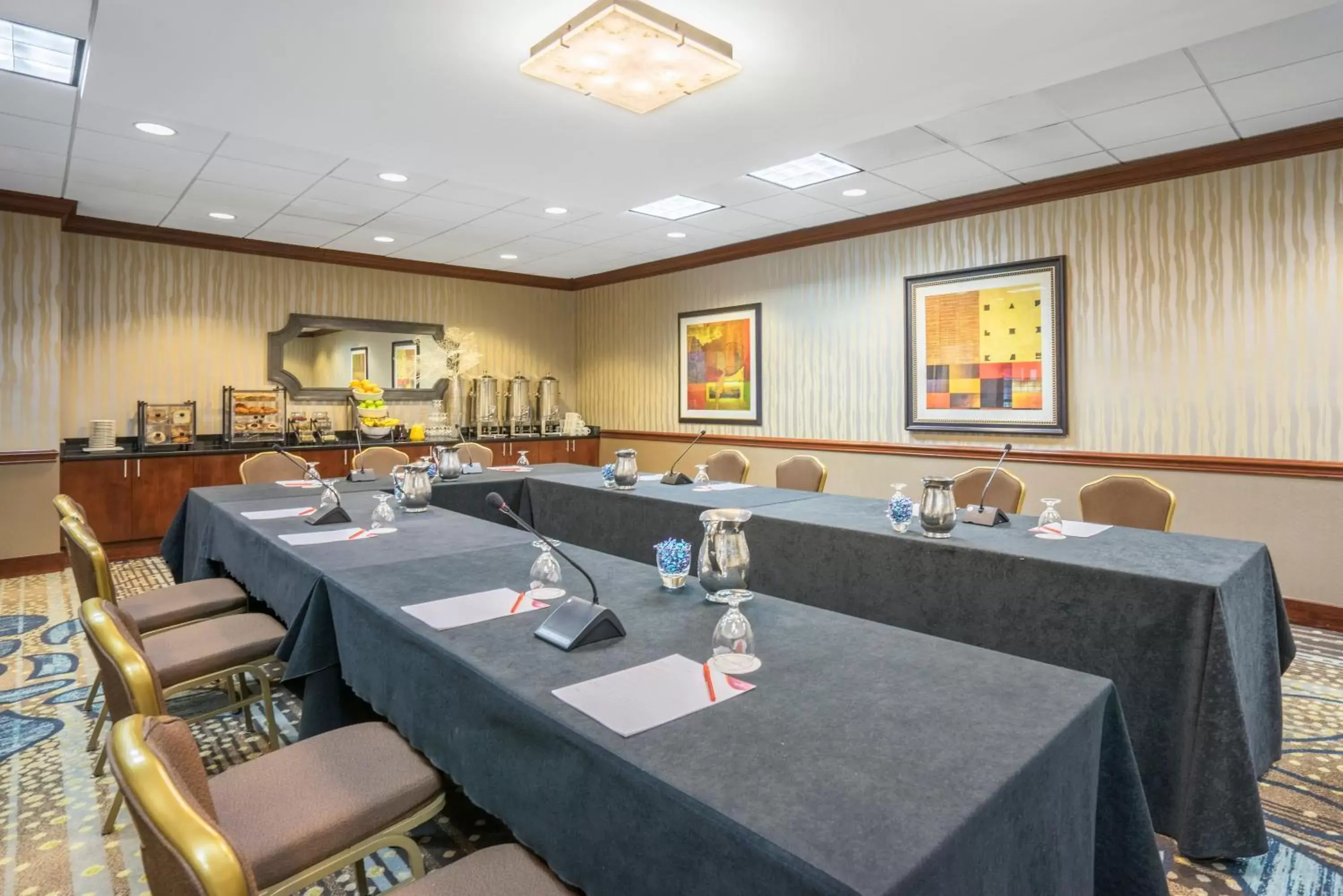 Meeting/conference room in Crowne Plaza Crystal City-Washington, D.C., an IHG Hotel