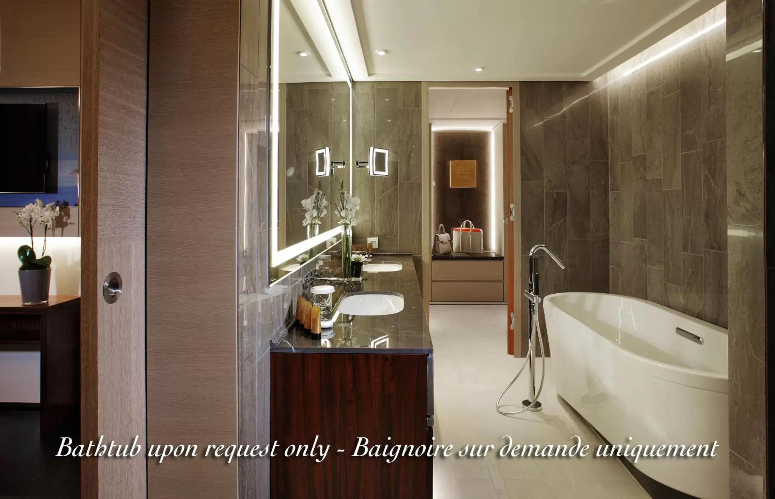 Bathroom in Tangla Hotel Brussels