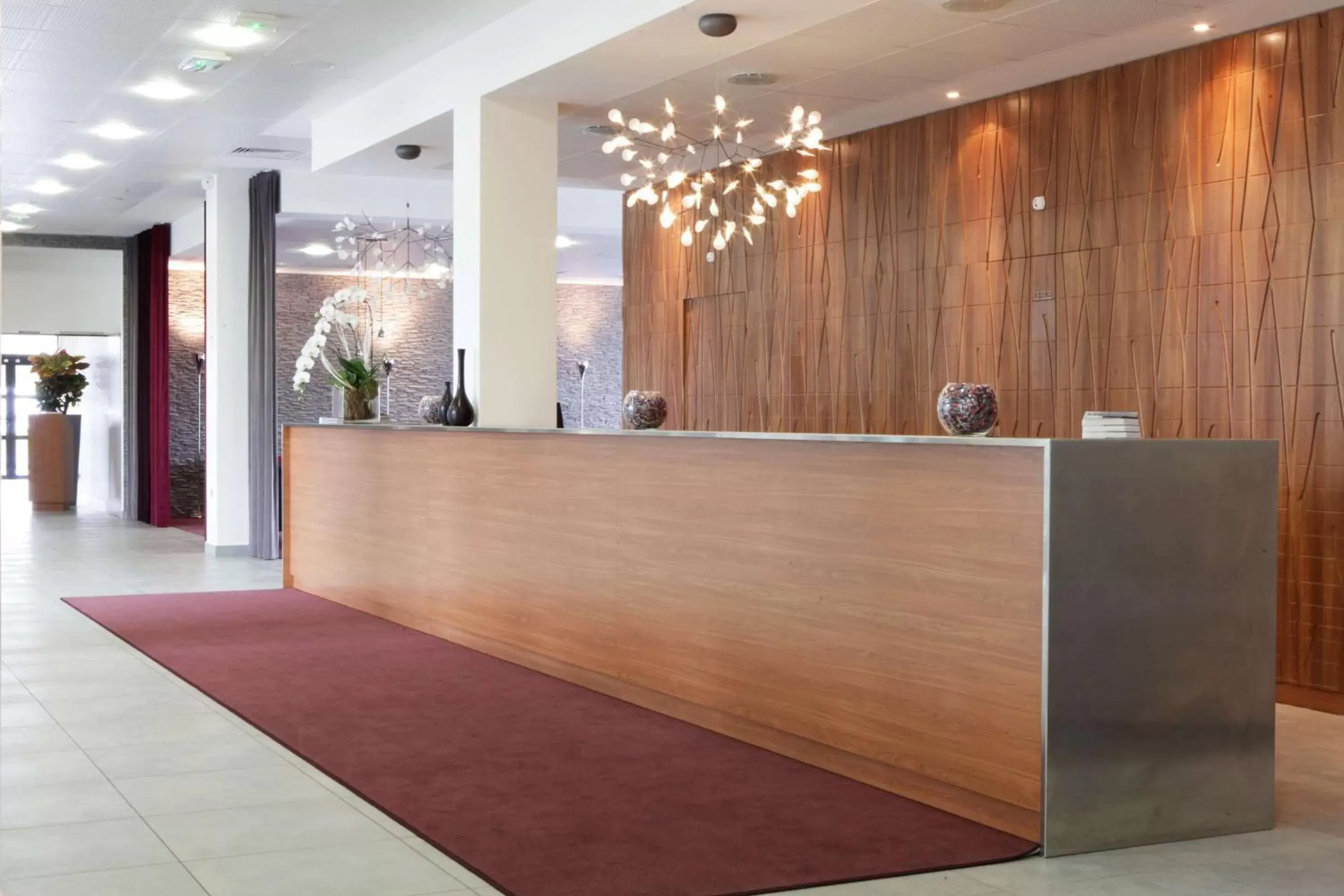 Lobby or reception, Lobby/Reception in Best Western Plus Paris Velizy