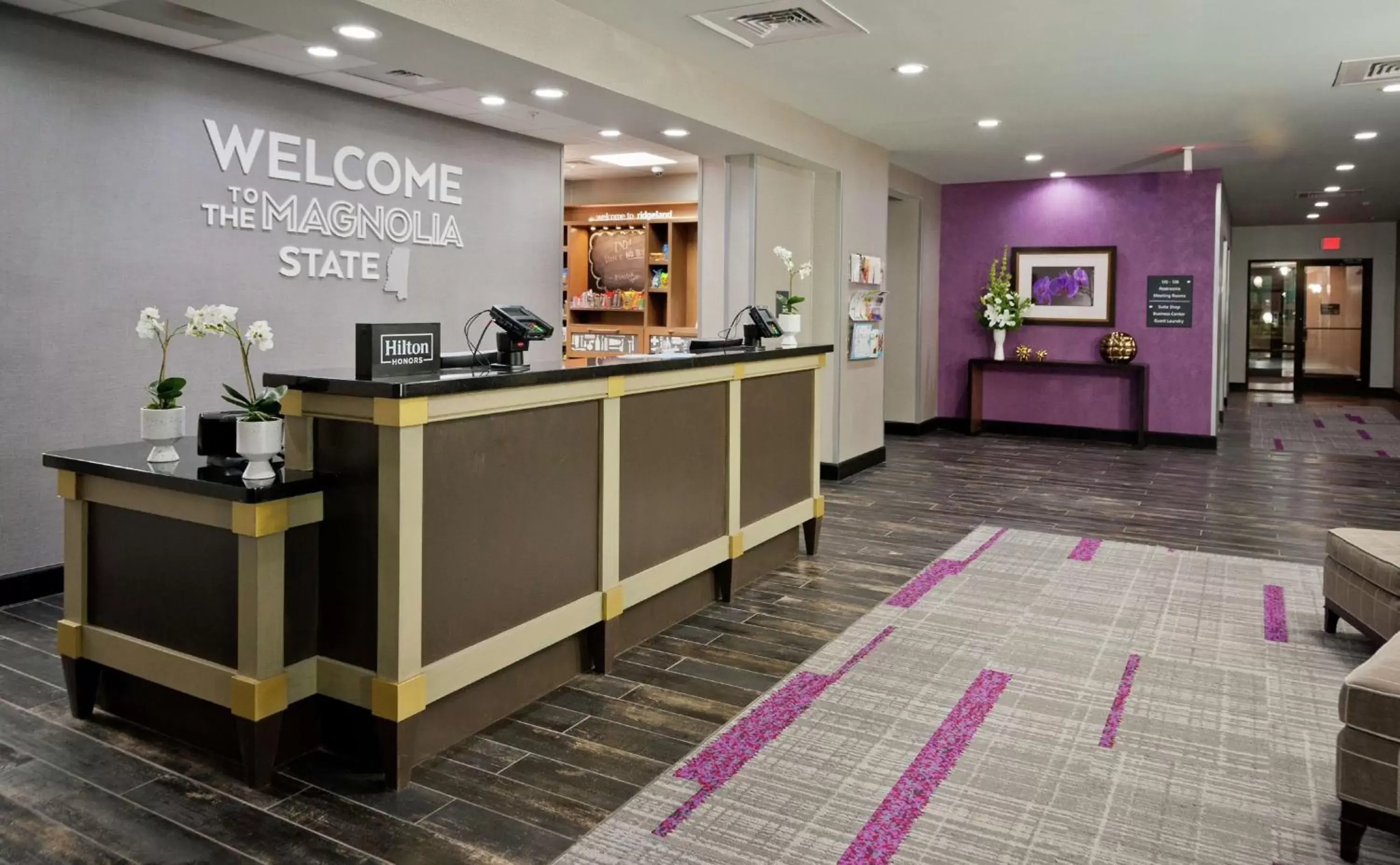 Lobby or reception in Hampton Inn & Suites Ridgeland Lobby or reception in Hampton Inn & Suites Ridgeland