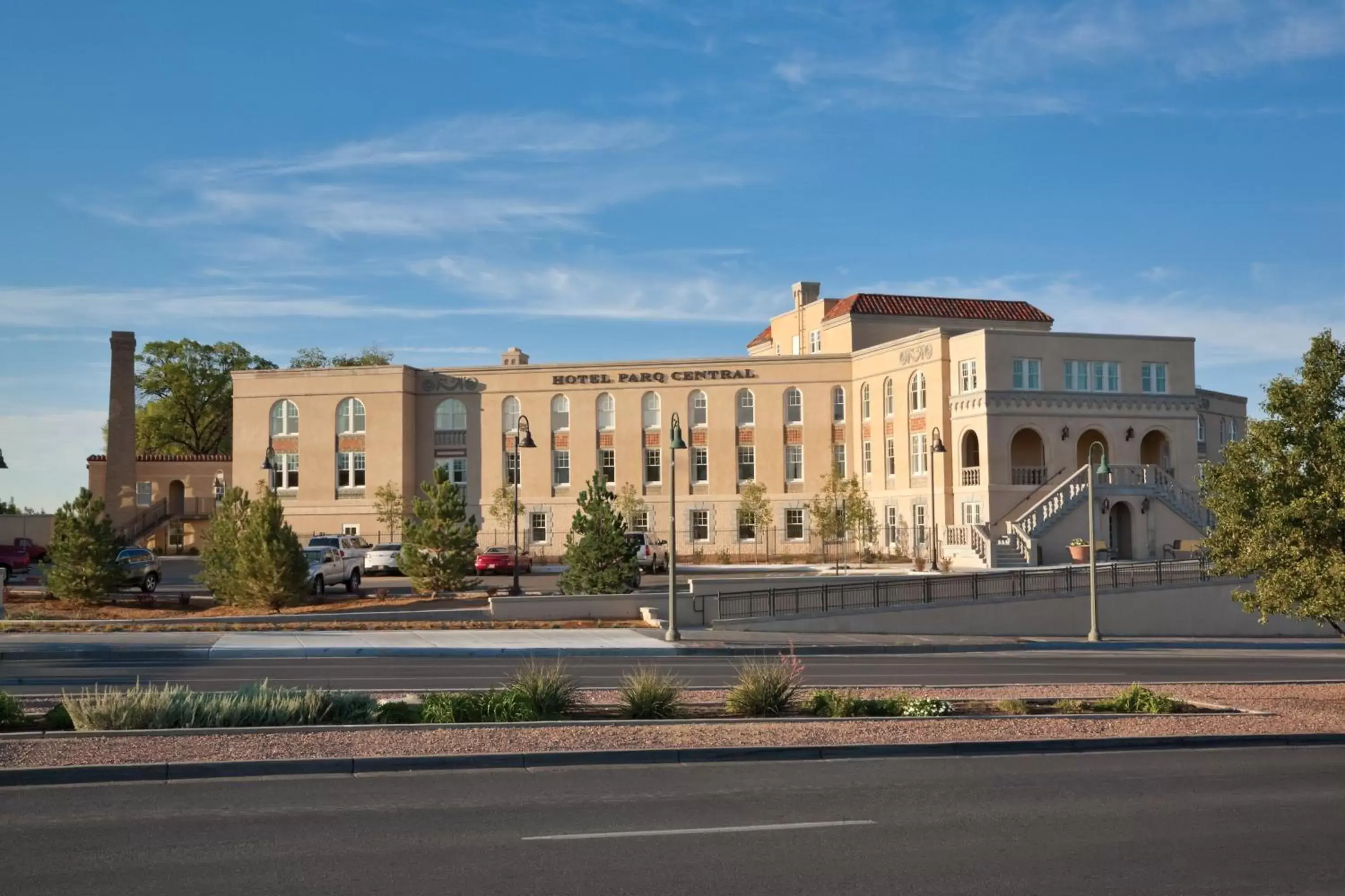 Facade/entrance, Property Building in Hotel Parq Central Albuquerque