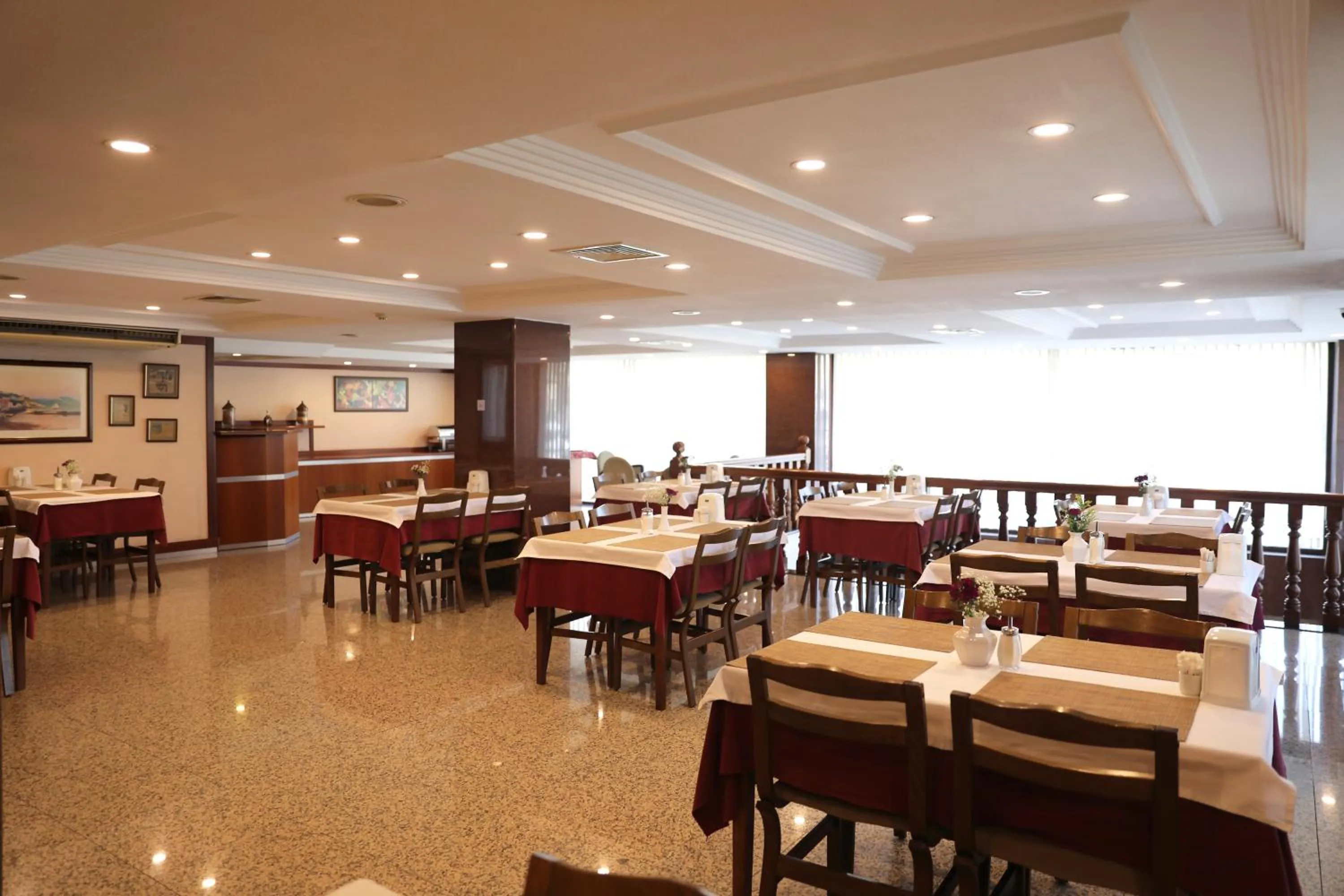 Restaurant/Places to Eat in Yavuz Hotel